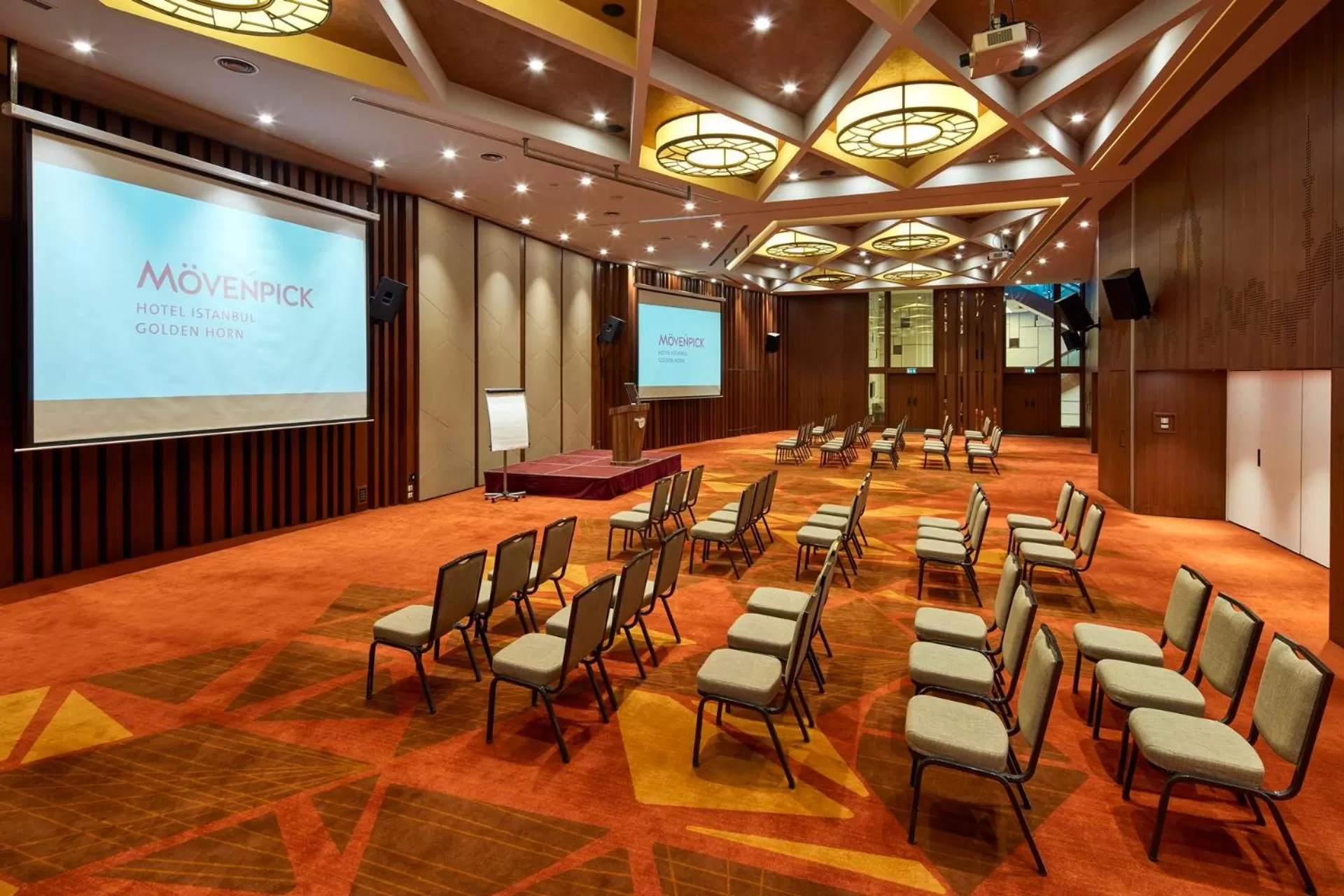 Business facilities in Mövenpick Istanbul Hotel Golden Horn