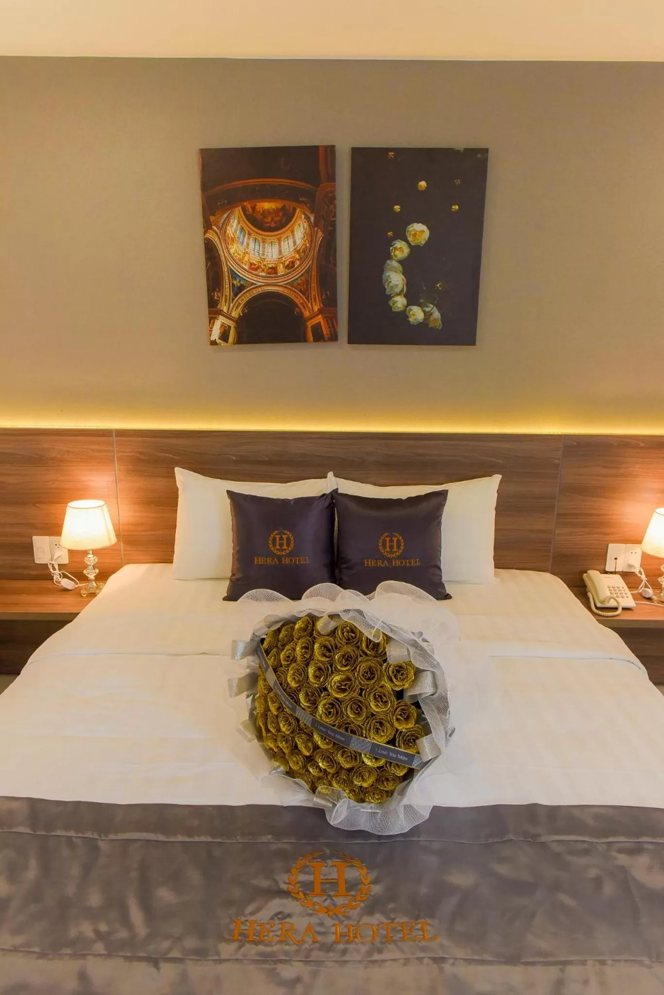 Bed in Hera Hotel Airport