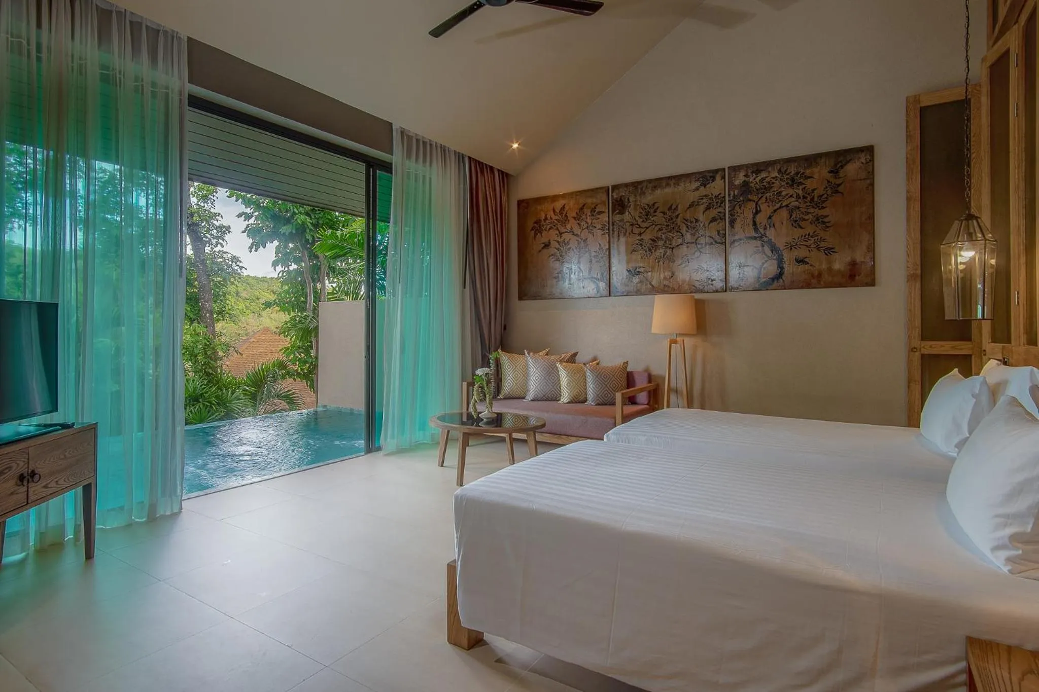Swimming pool, Bed in SUNSURI PHUKET, Nai Harn Beach