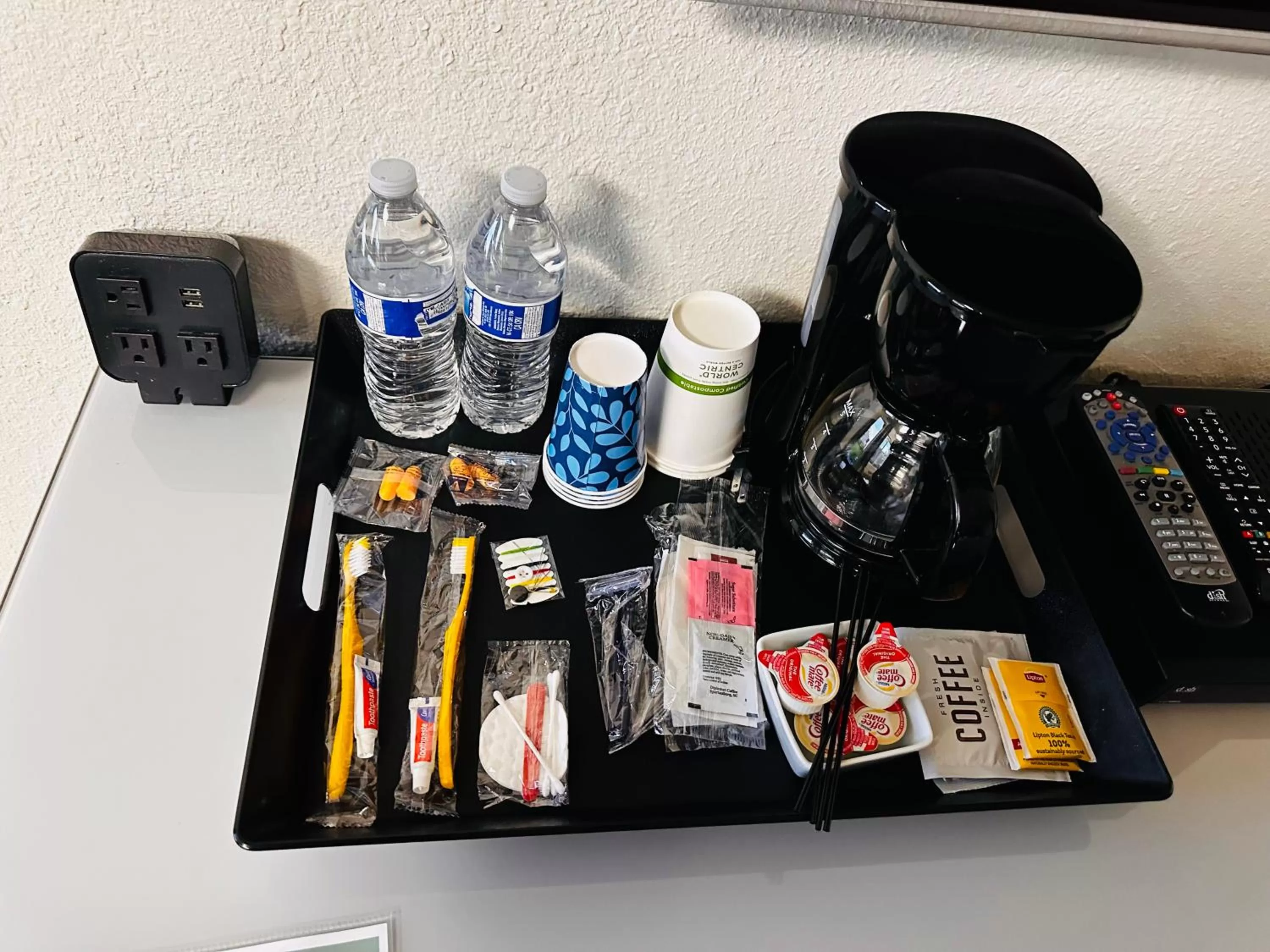 Coffee/tea facilities in Sierra Inn