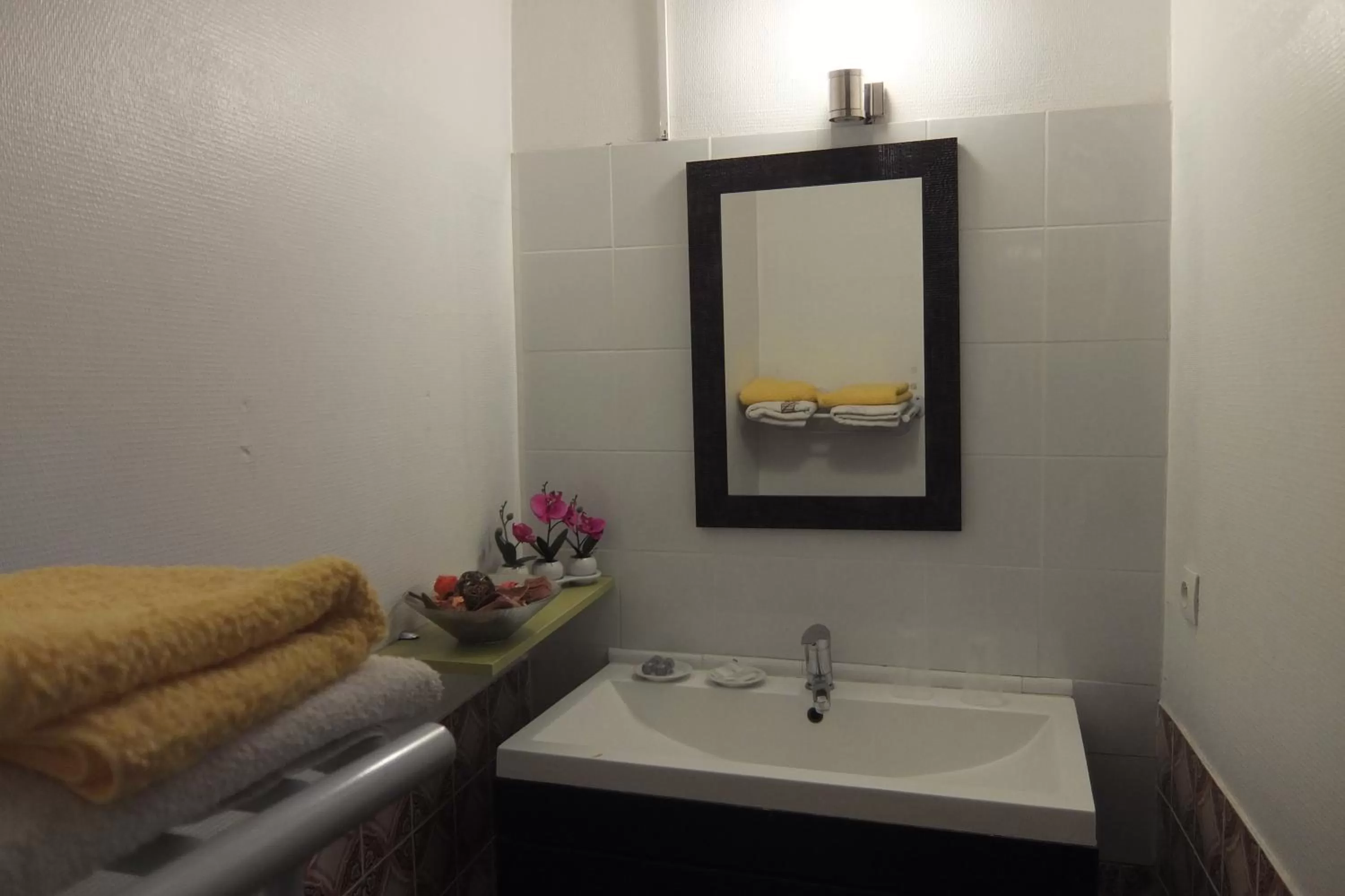 Bathroom in Mei Hôtel-Restaurant