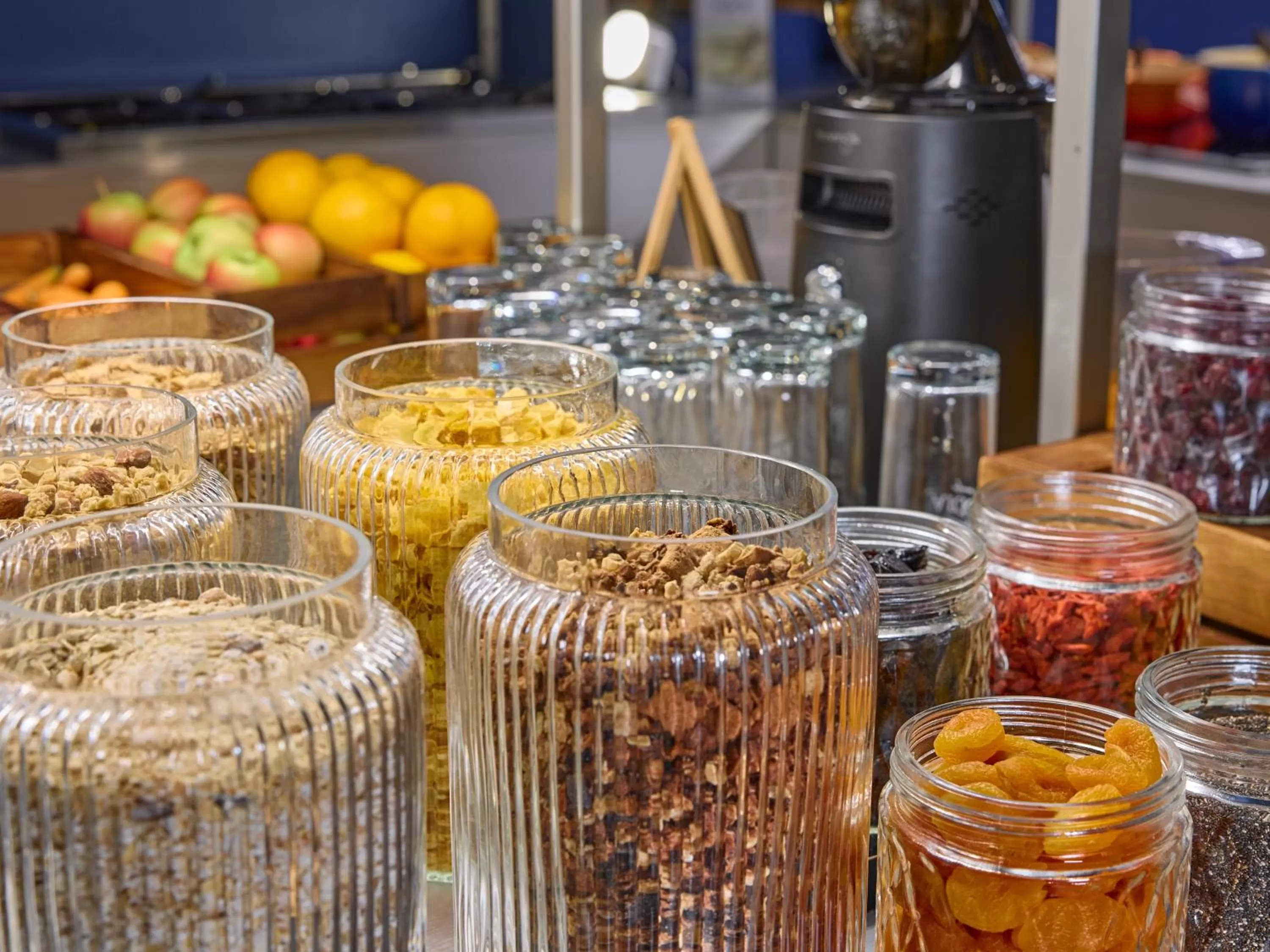 Breakfast in Novotel Zurich City West