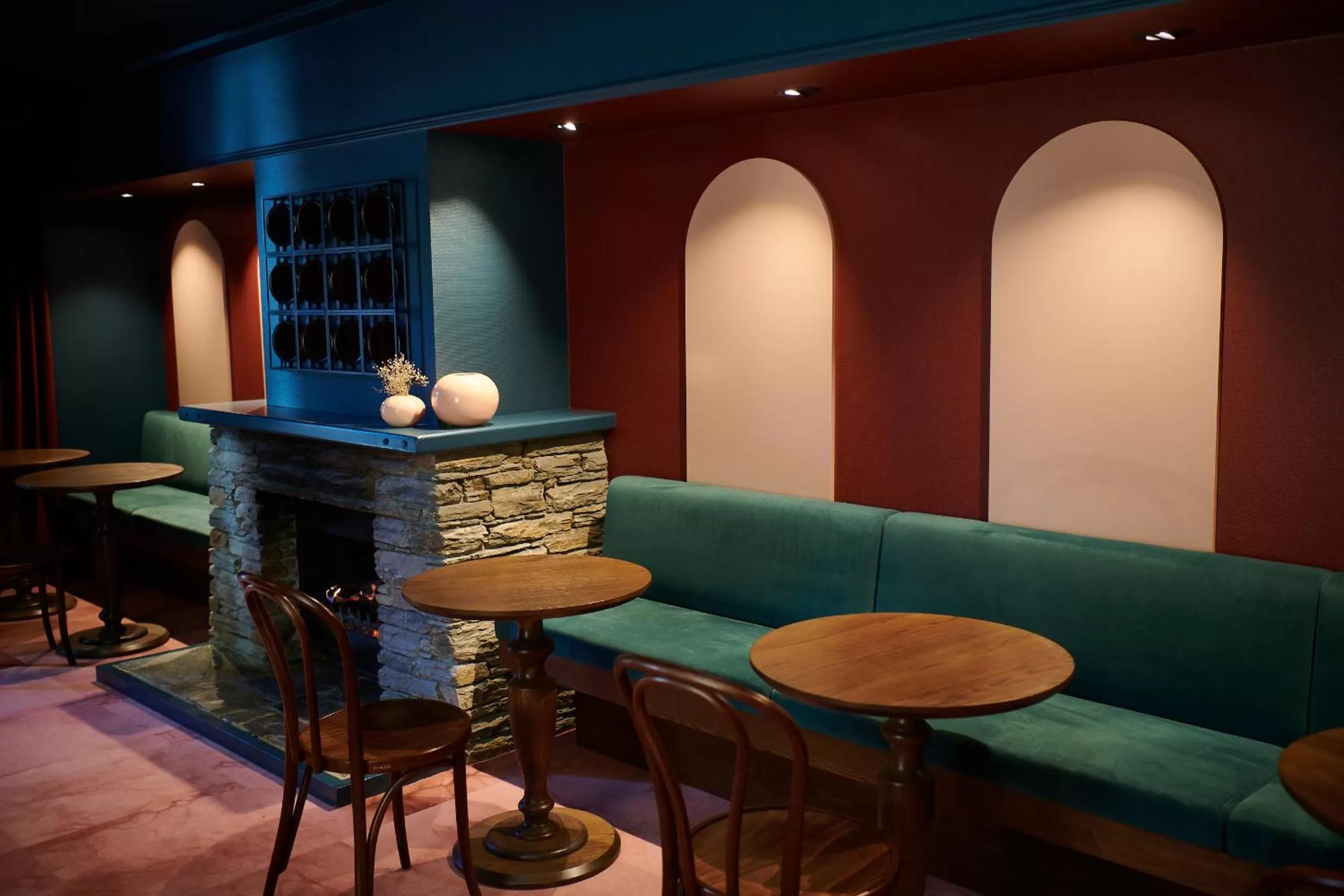 Lounge or bar in The Central Hotel Queenstown, A Naumi Chapter