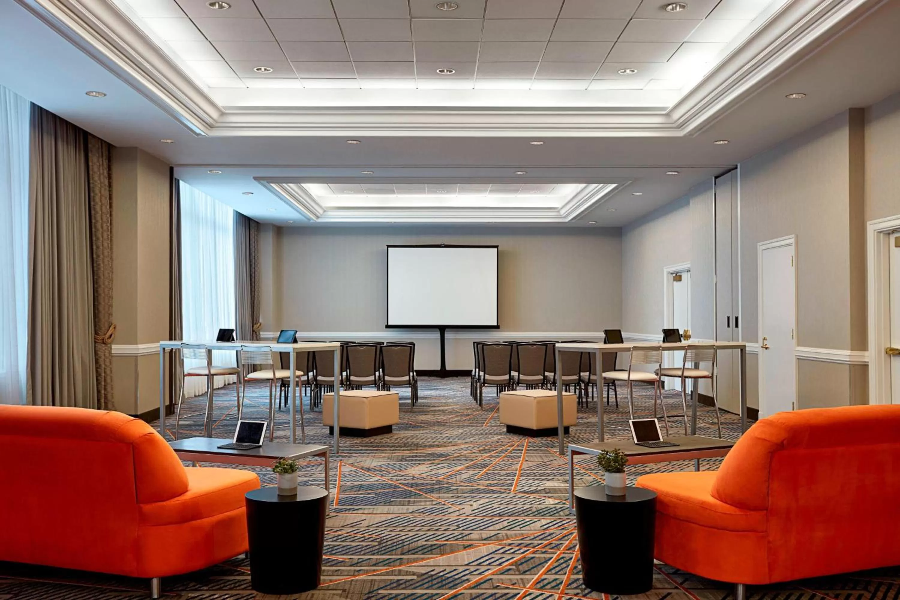 Meeting/conference room in New York Marriott at the Brooklyn Bridge