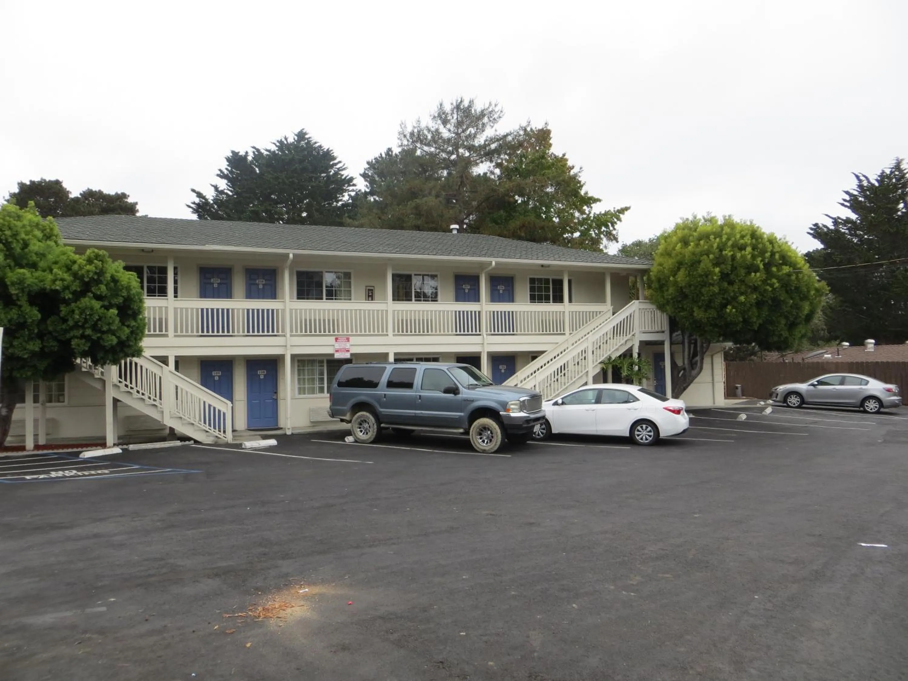 Property Building in Motel 6 - Downtown Monterey