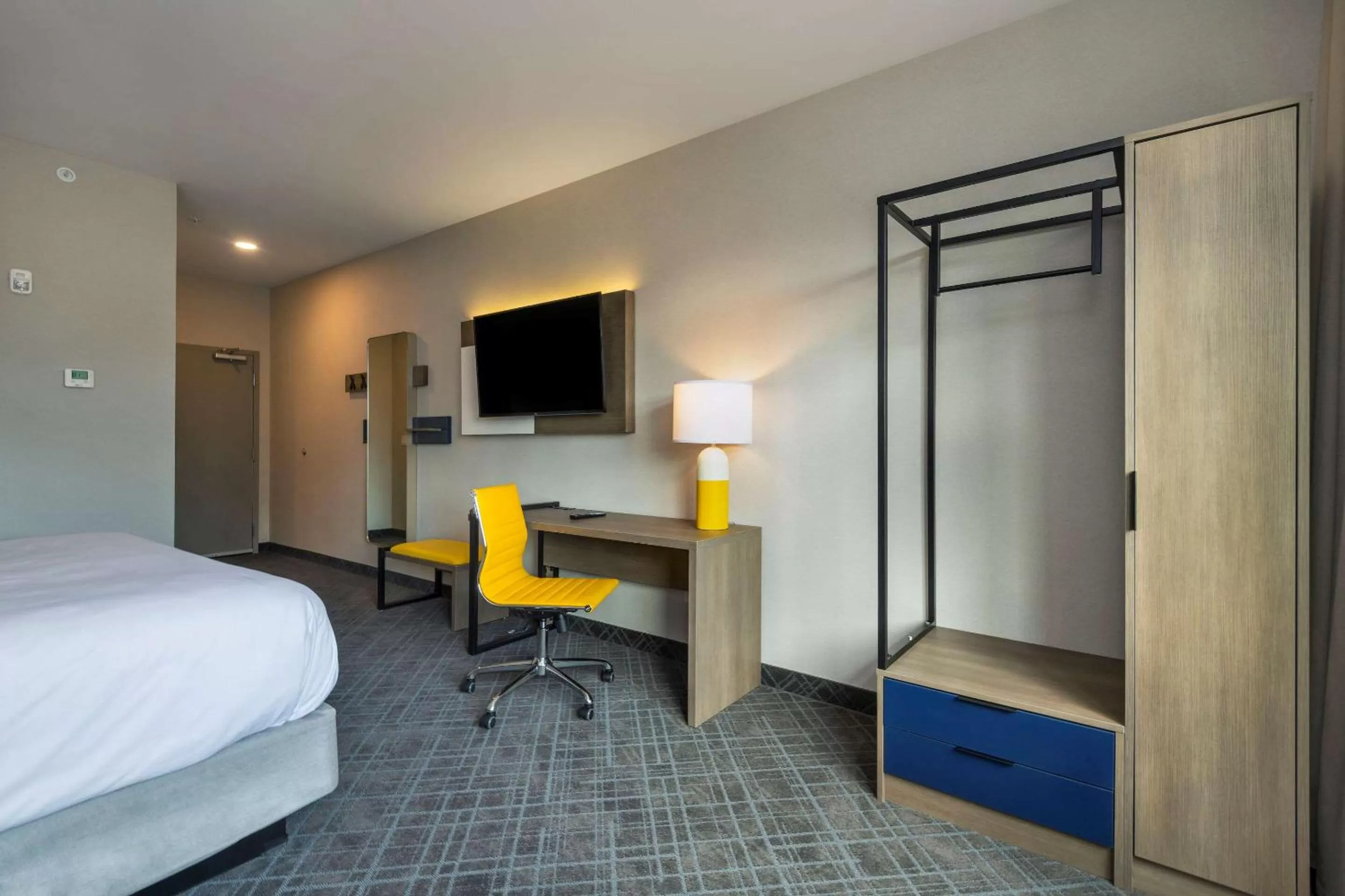 Bedroom, Bed in Comfort Inn & Suites