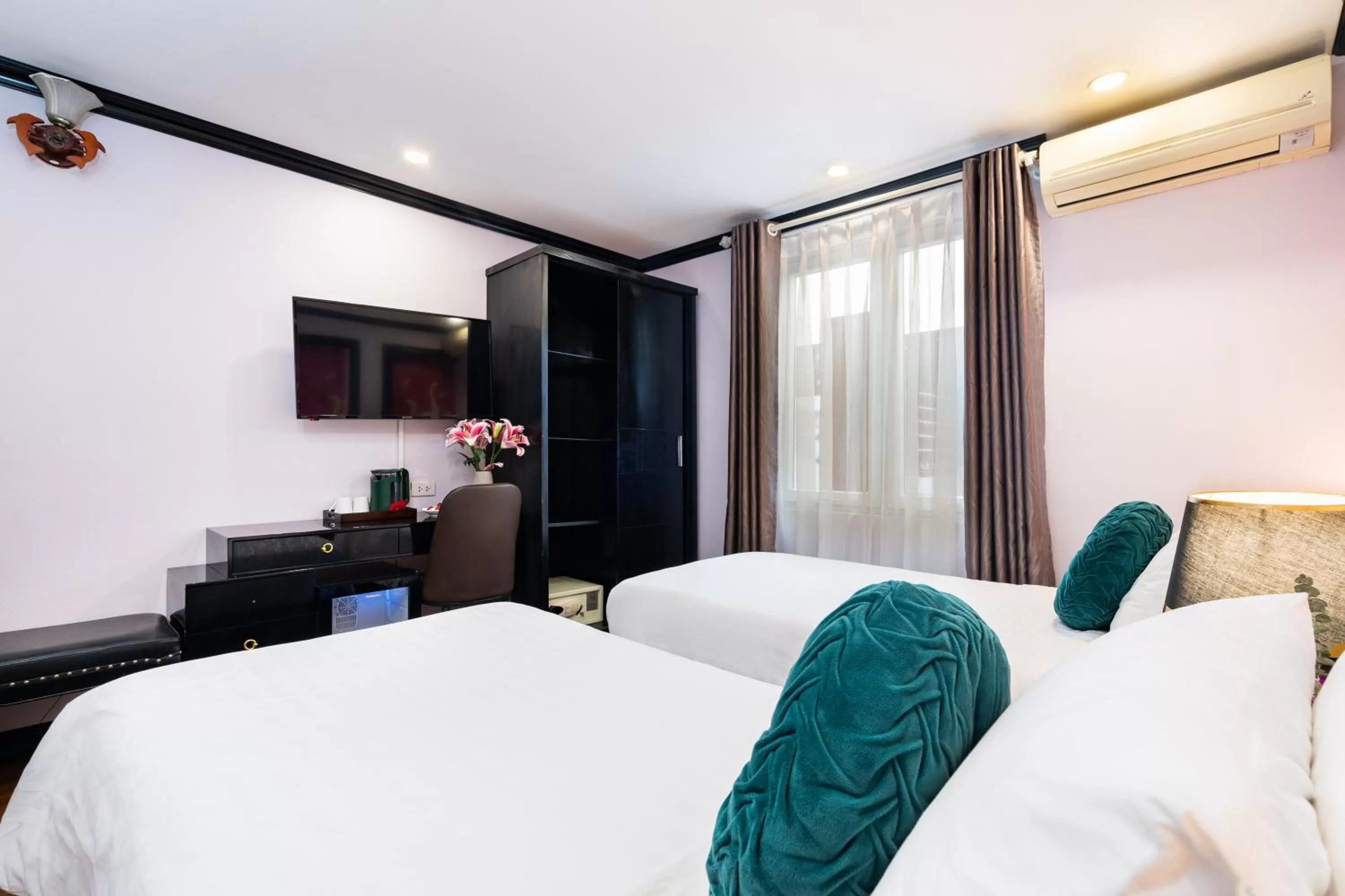 Bed in Hanoi Memory Premier Hotel & Spa
