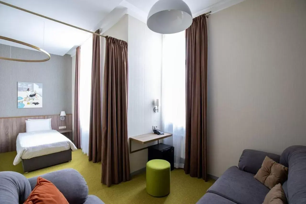 Superior Twin Room with Garden View in Four Rooms City Superior Twin Room with Garden View in Four Rooms City