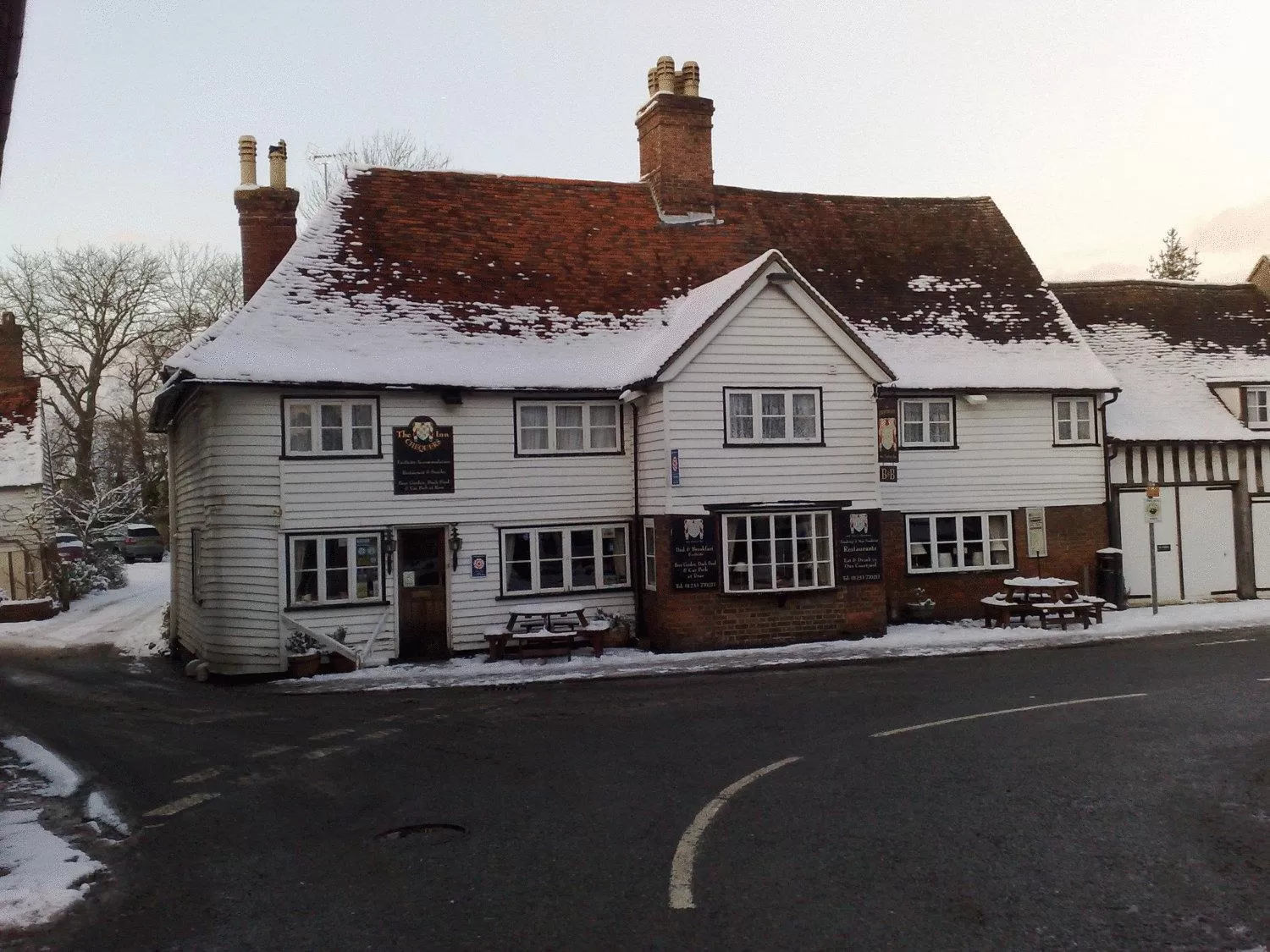Facade/entrance, Property Building in The Chequers Inn