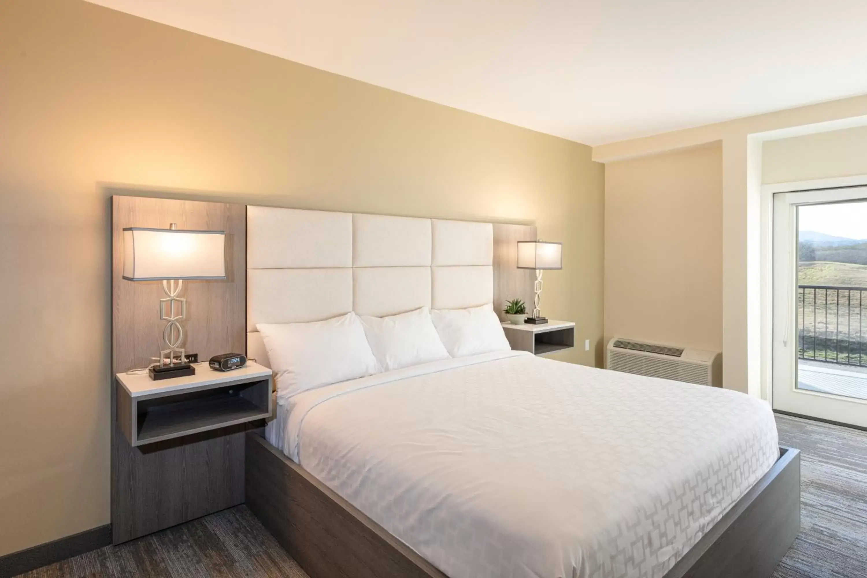 King Room with Roll-In Shower - Disability Access in Apache Gold Resort Hotel & Casino King Room with Roll-In Shower - Disability Access in Apache Gold Resort Hotel & Casino