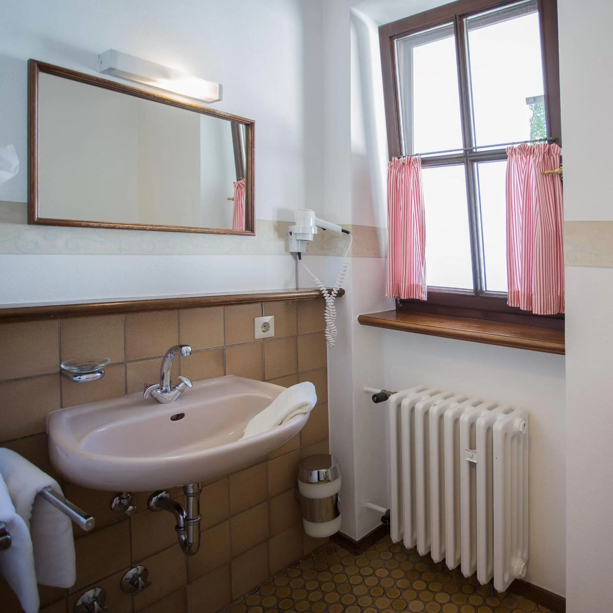 Toilet in Boutique-Hotel Weigels Bergfreiheit