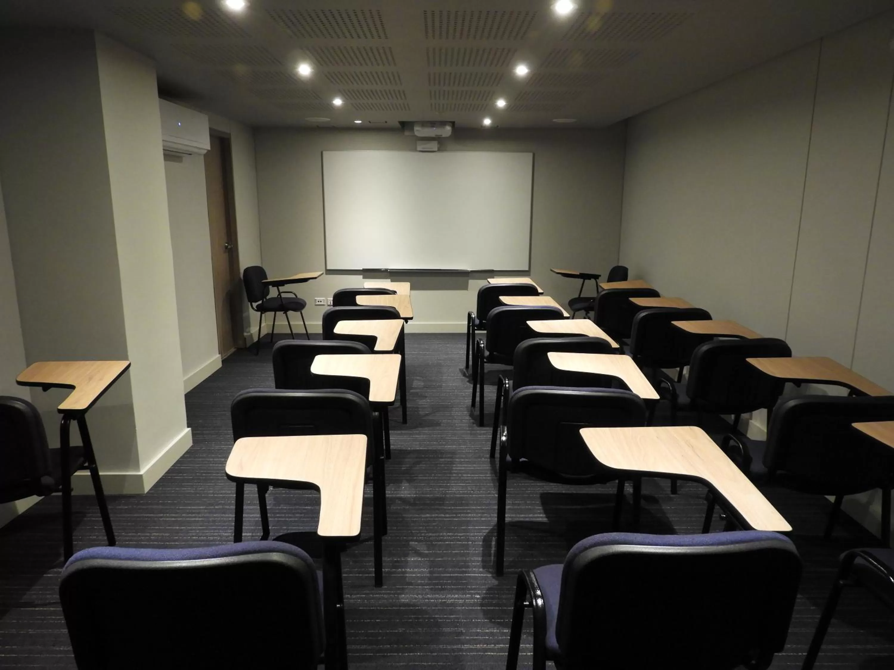 Living room in Park V