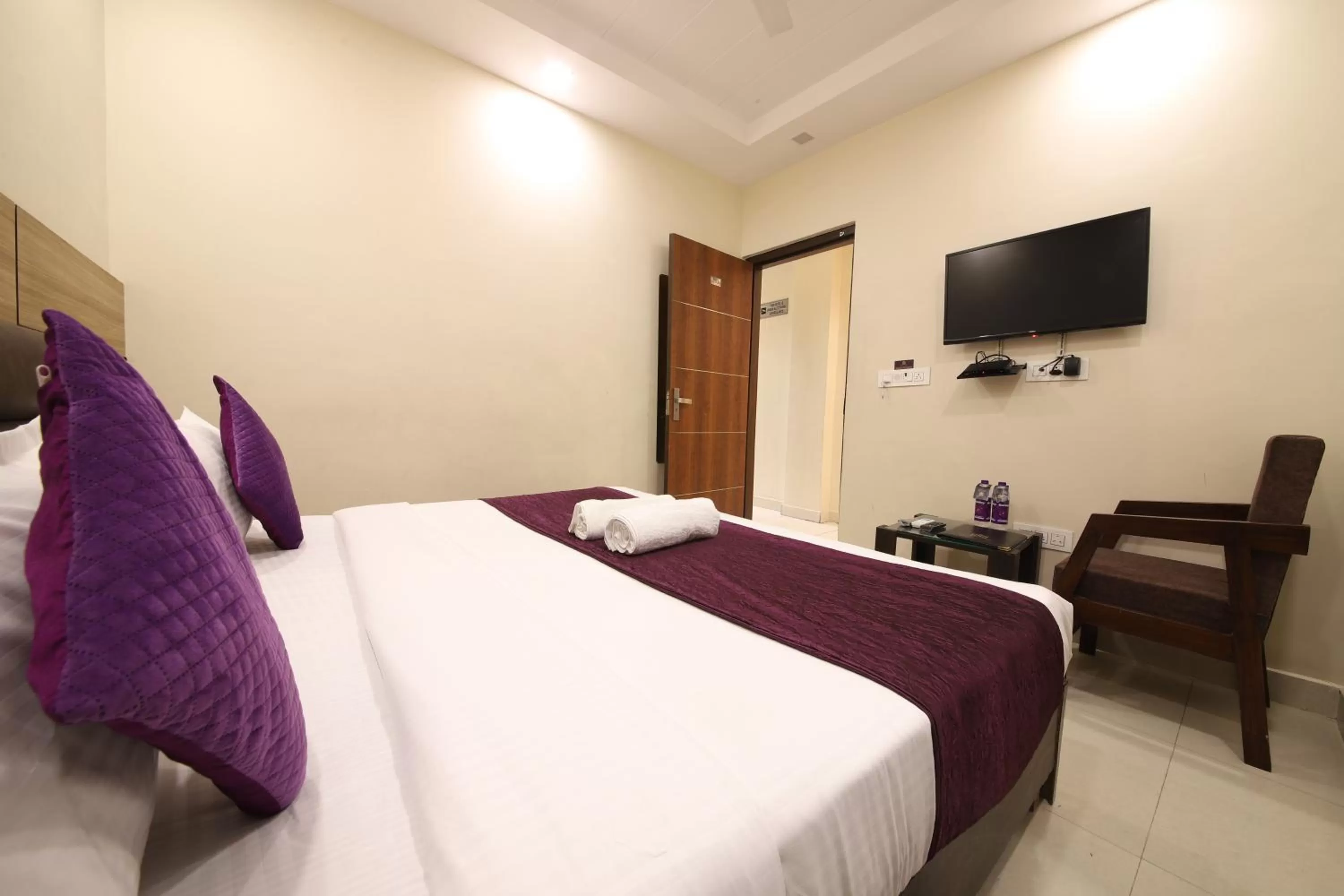 Bed in Perfectstayz Value Dwarkesh - Hotel Near Haridwar Railway station