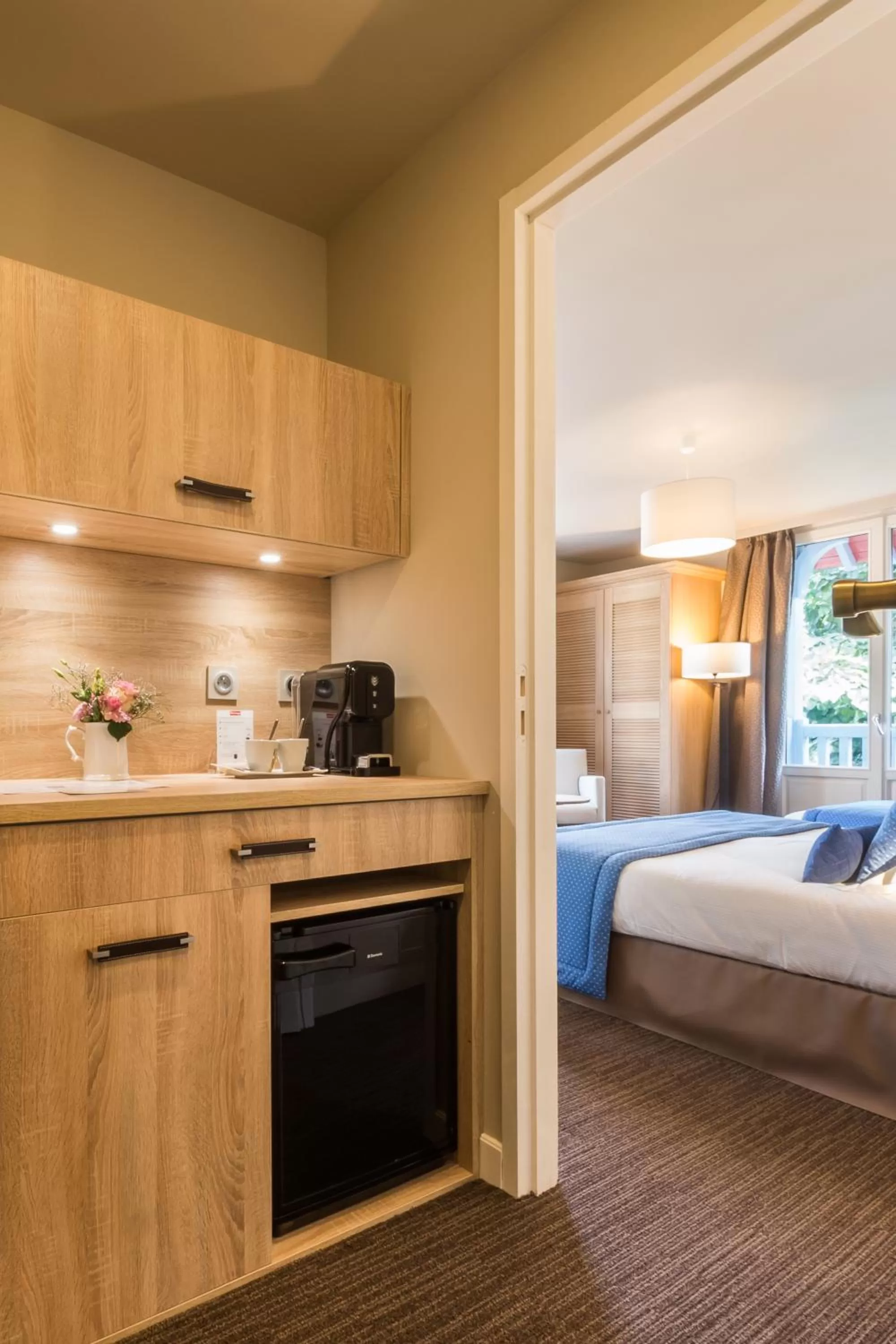 Coffee/tea facilities, Bed in Villa Odette