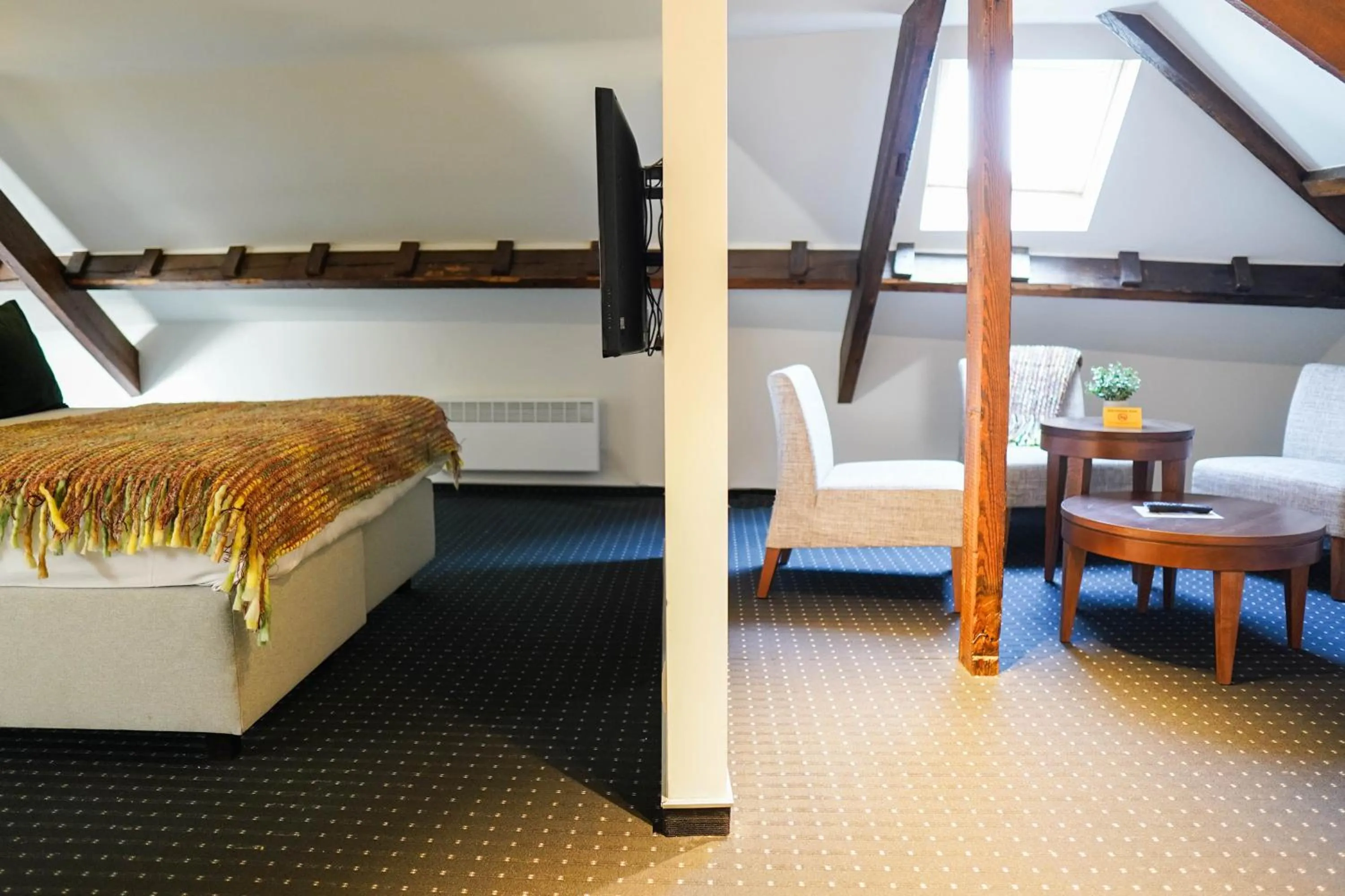 Living room, Bed in Hotel Gravensteen