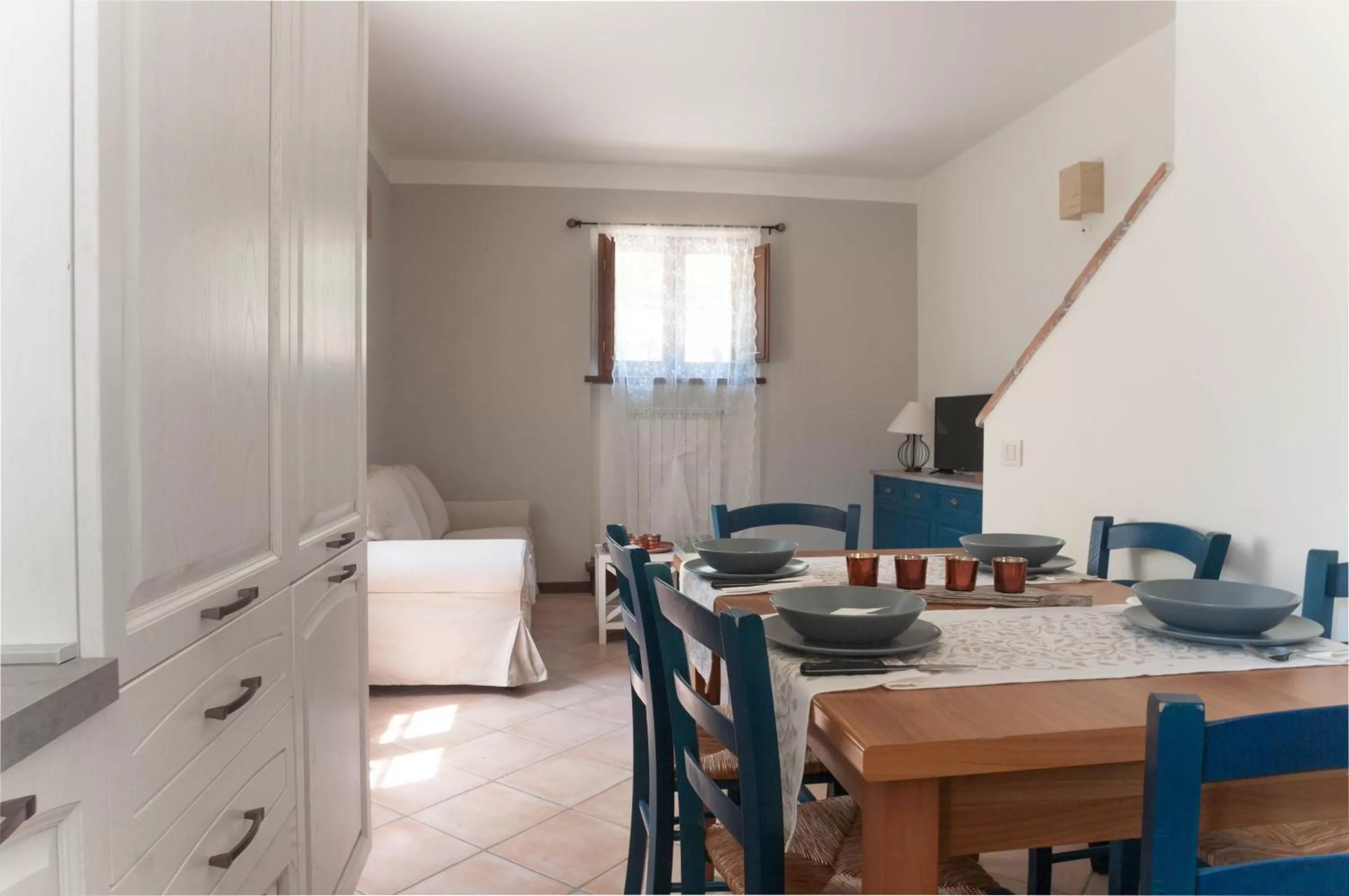 Living room, Dining Area in CASALE LA FATA -tipico toscano immerso nelle colline tra Lucca e Versilia, 6 appartamenti indipendenti