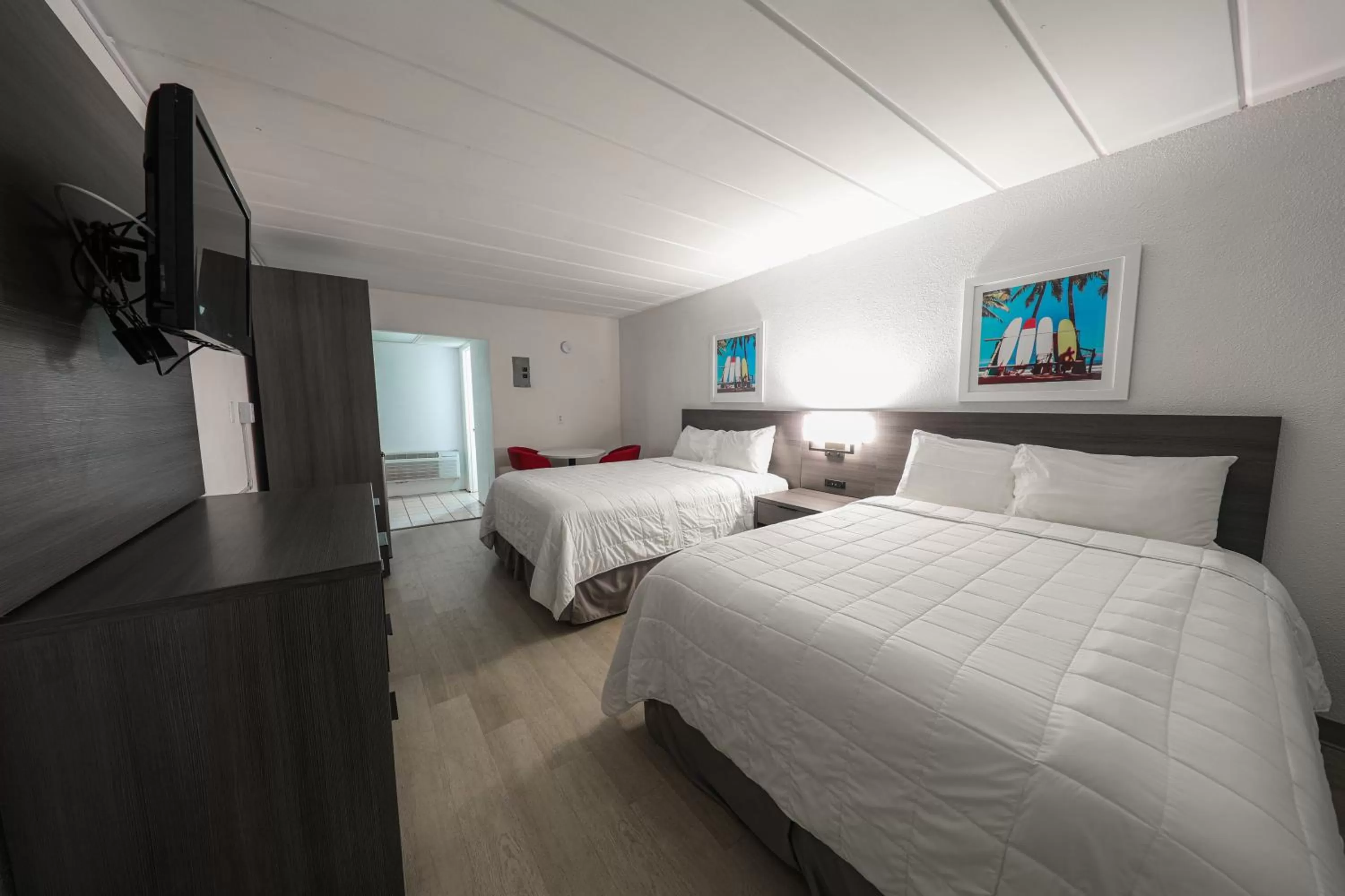 Bedroom, Bed in Flamingo Hotel & Tower