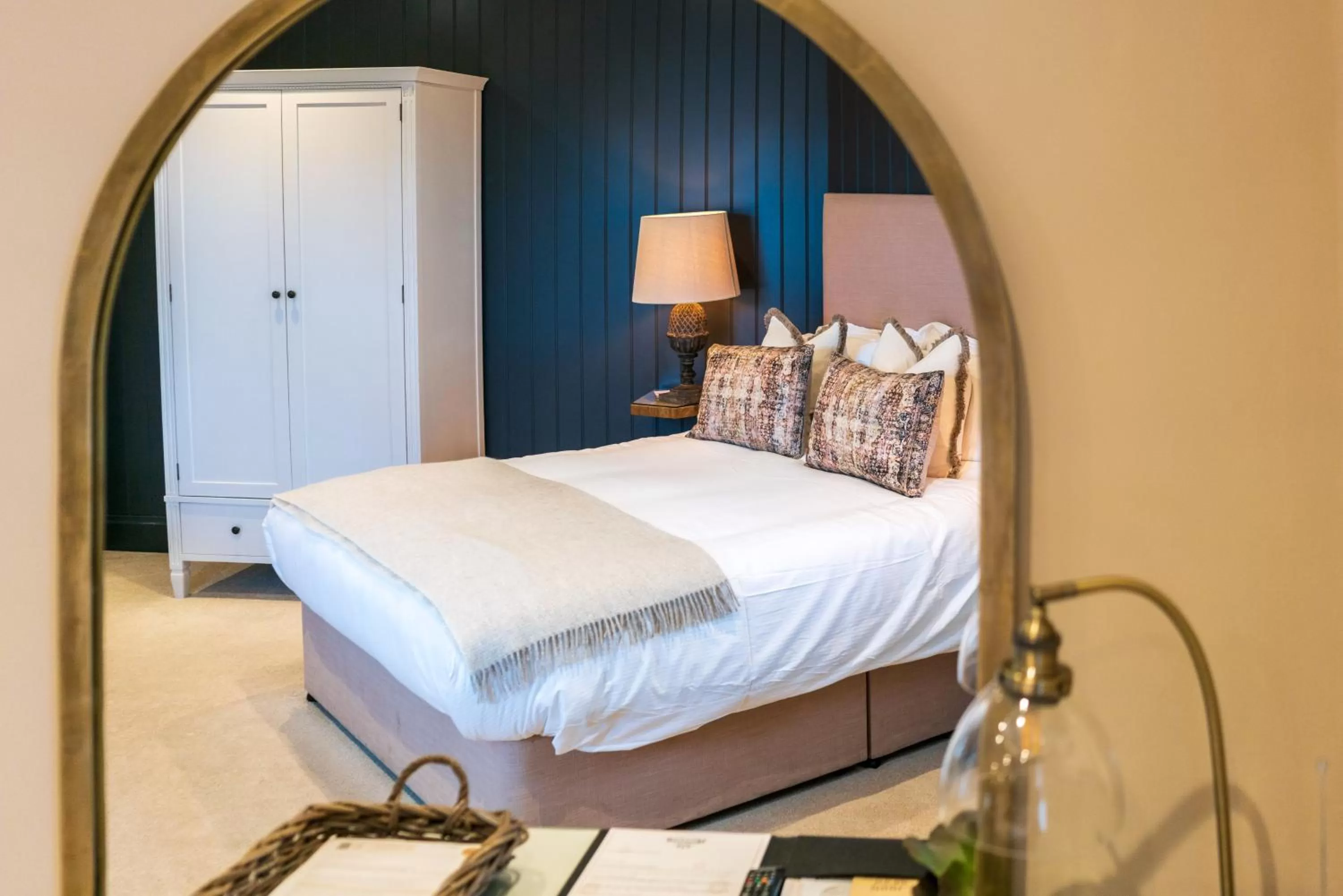 Bedroom, Bed in The Rising Sun