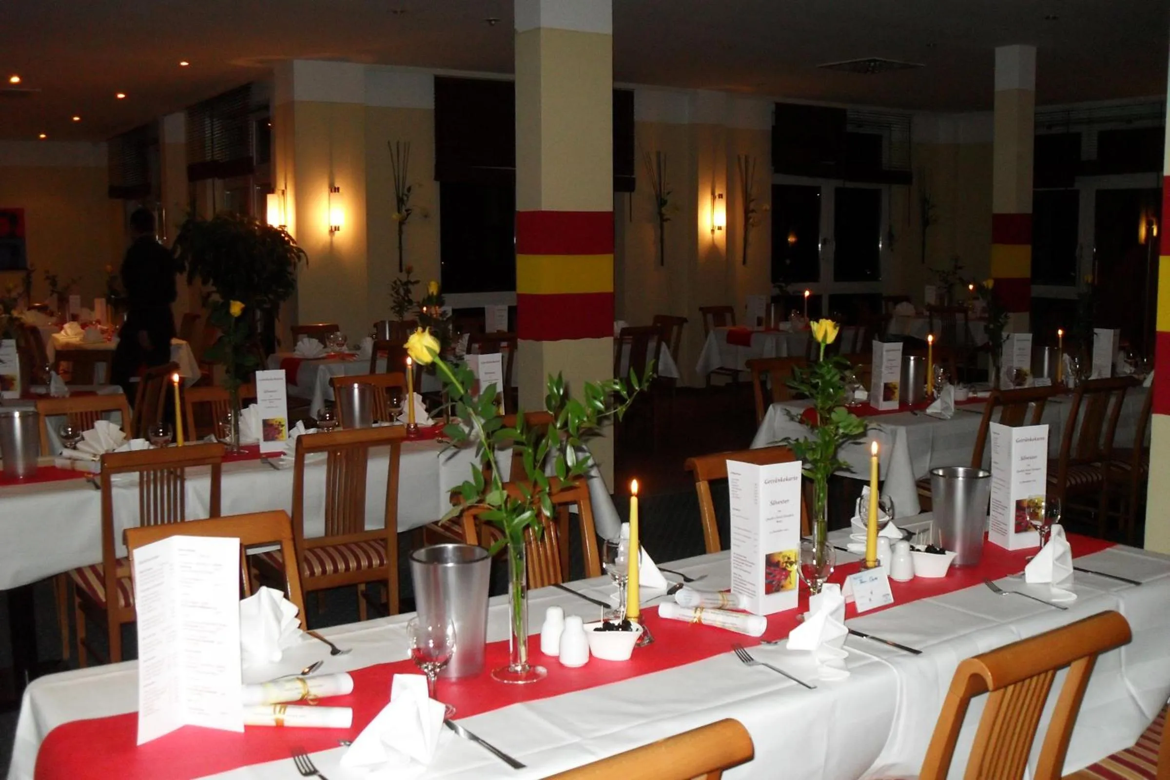 Restaurant/places to eat in Quick Hotel Dresden West