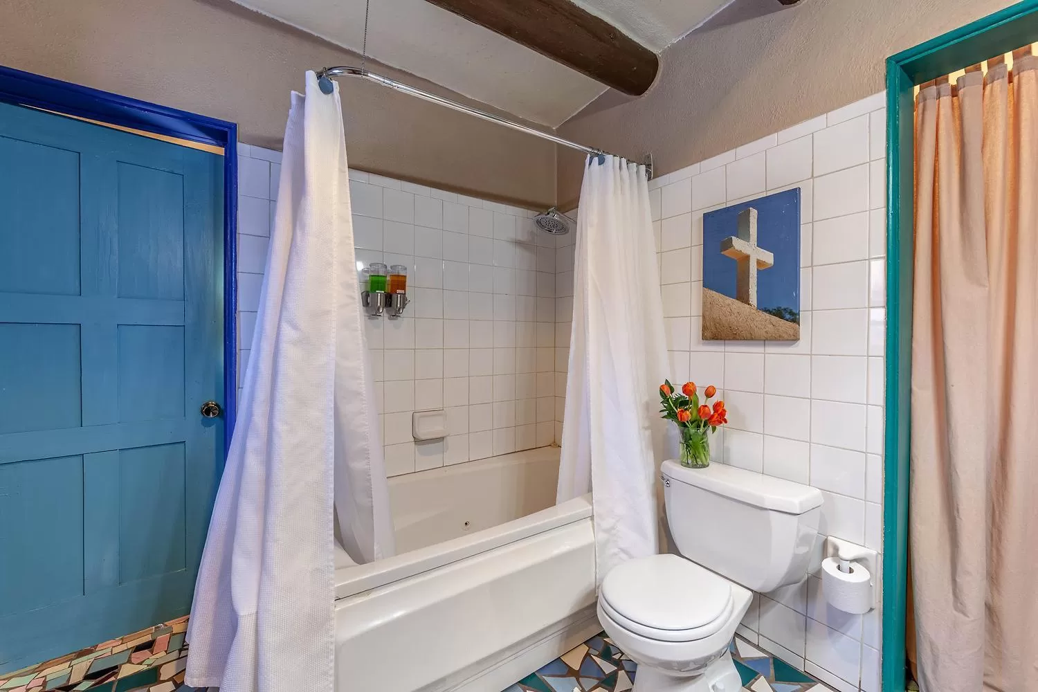 Bathroom in Adobe and Pines Inn Bed and Breakfast