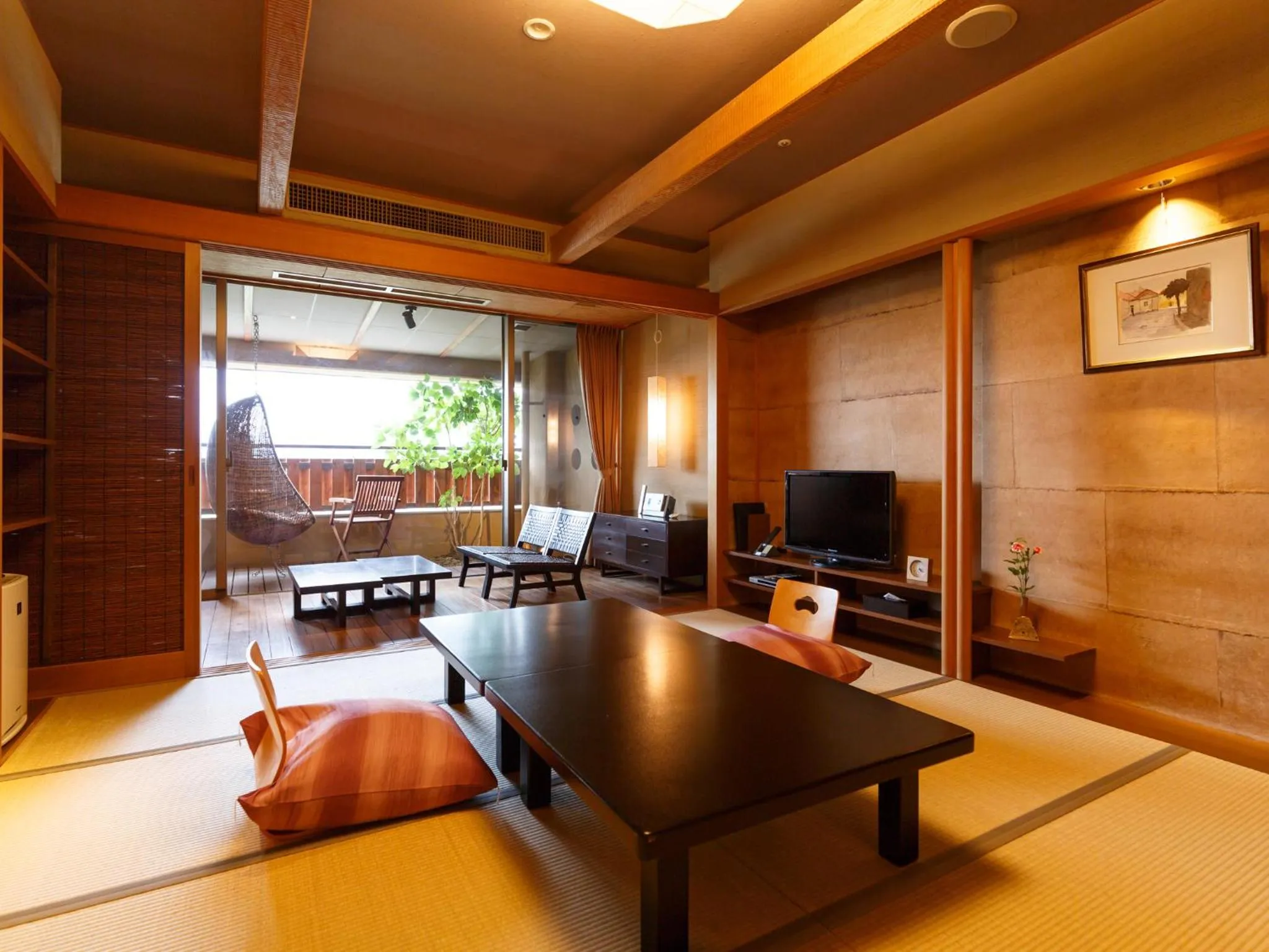 Photo of the whole room in Rurikoh