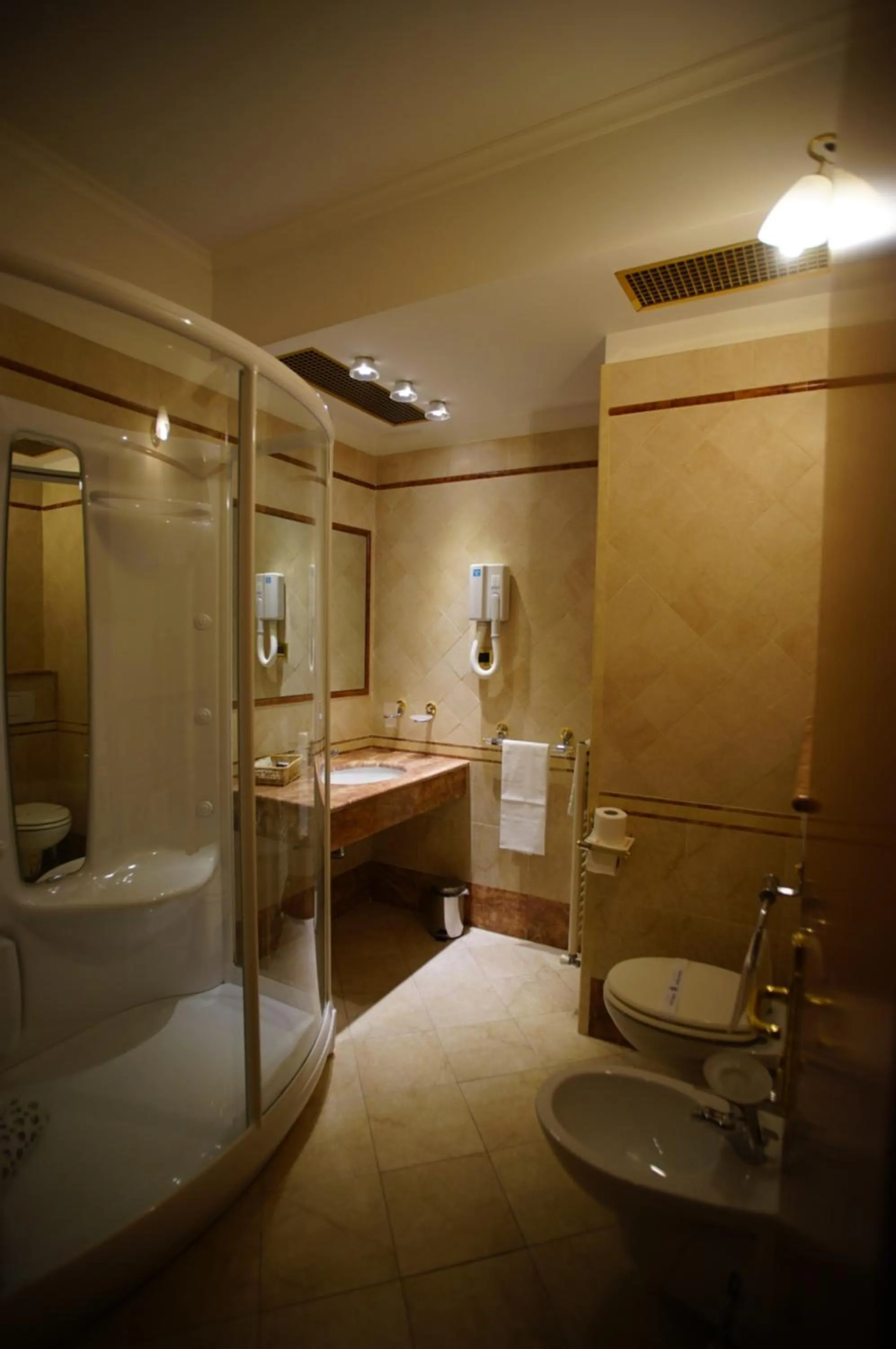 Bathroom in Hotel Principe