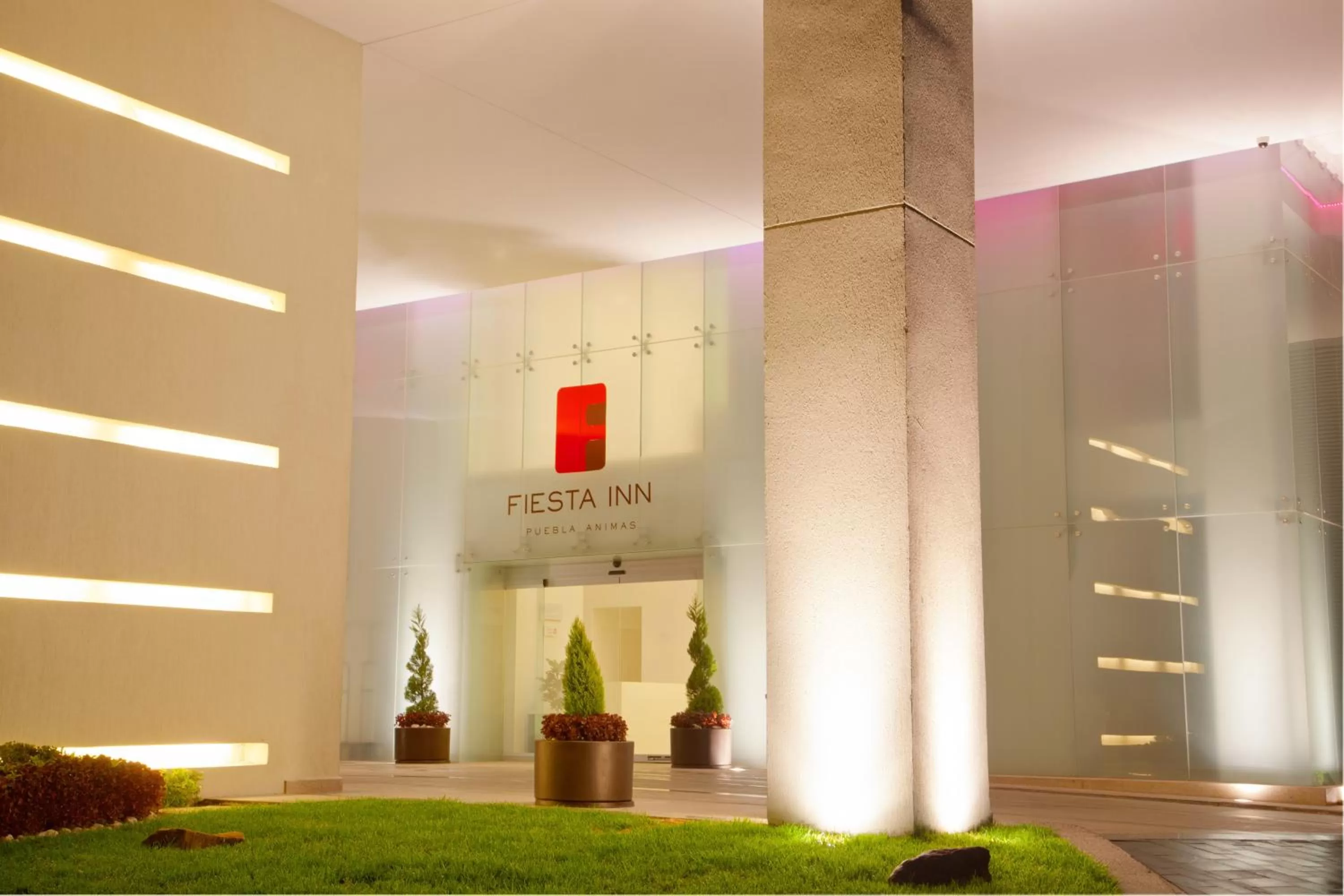 Property building in Fiesta Inn Puebla Las Animas