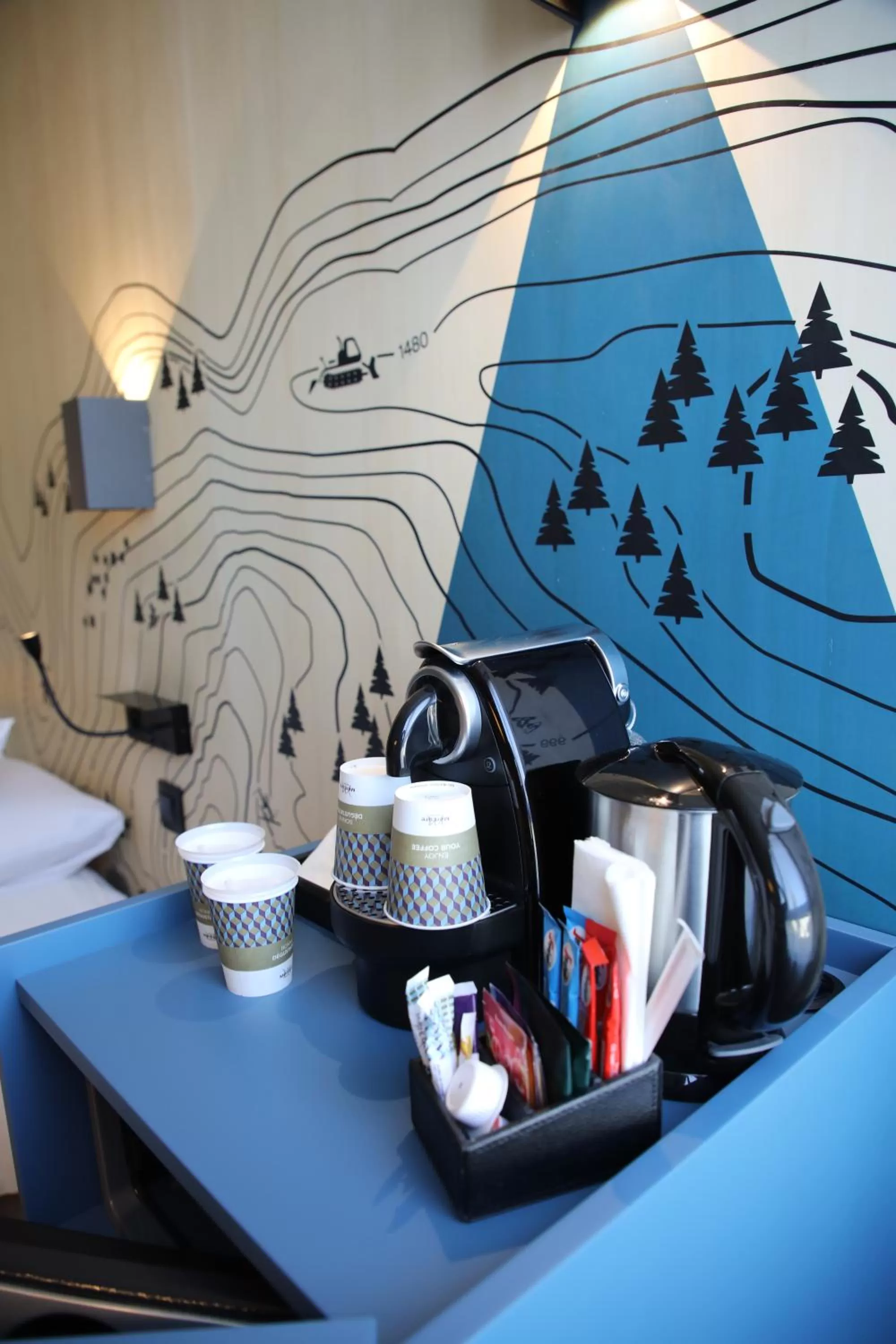 Coffee/tea facilities in Mercure Grenoble Centre Alpotel