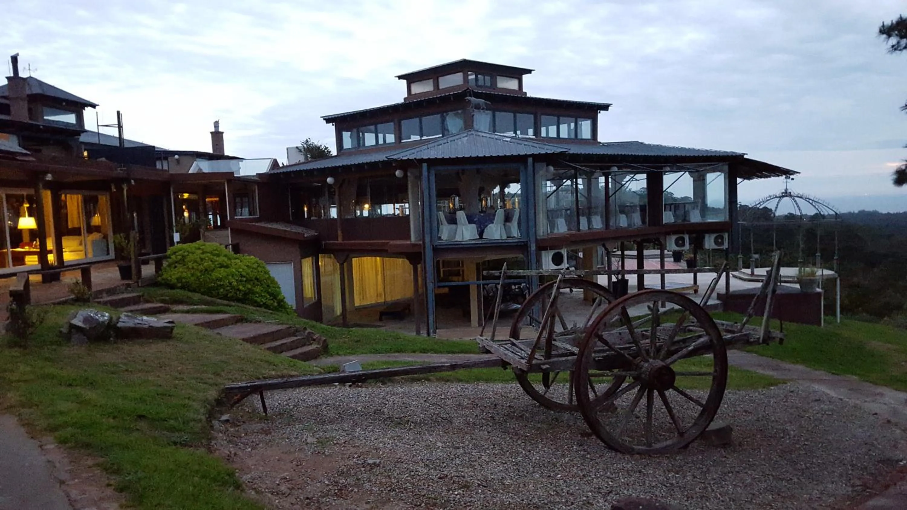 Property Building in Las Cumbres Hotel