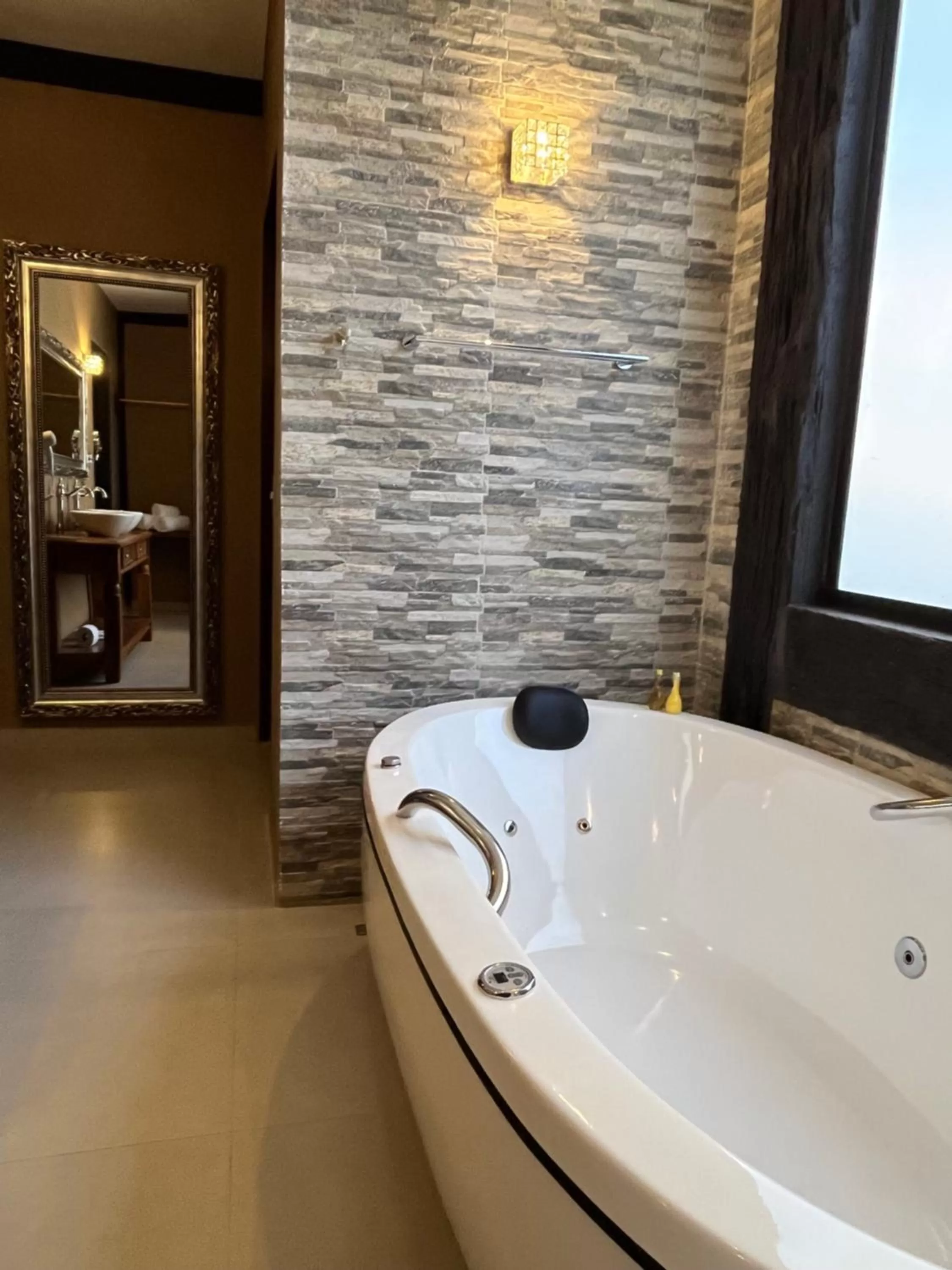 Hot Tub in Pousada Dona Bendita