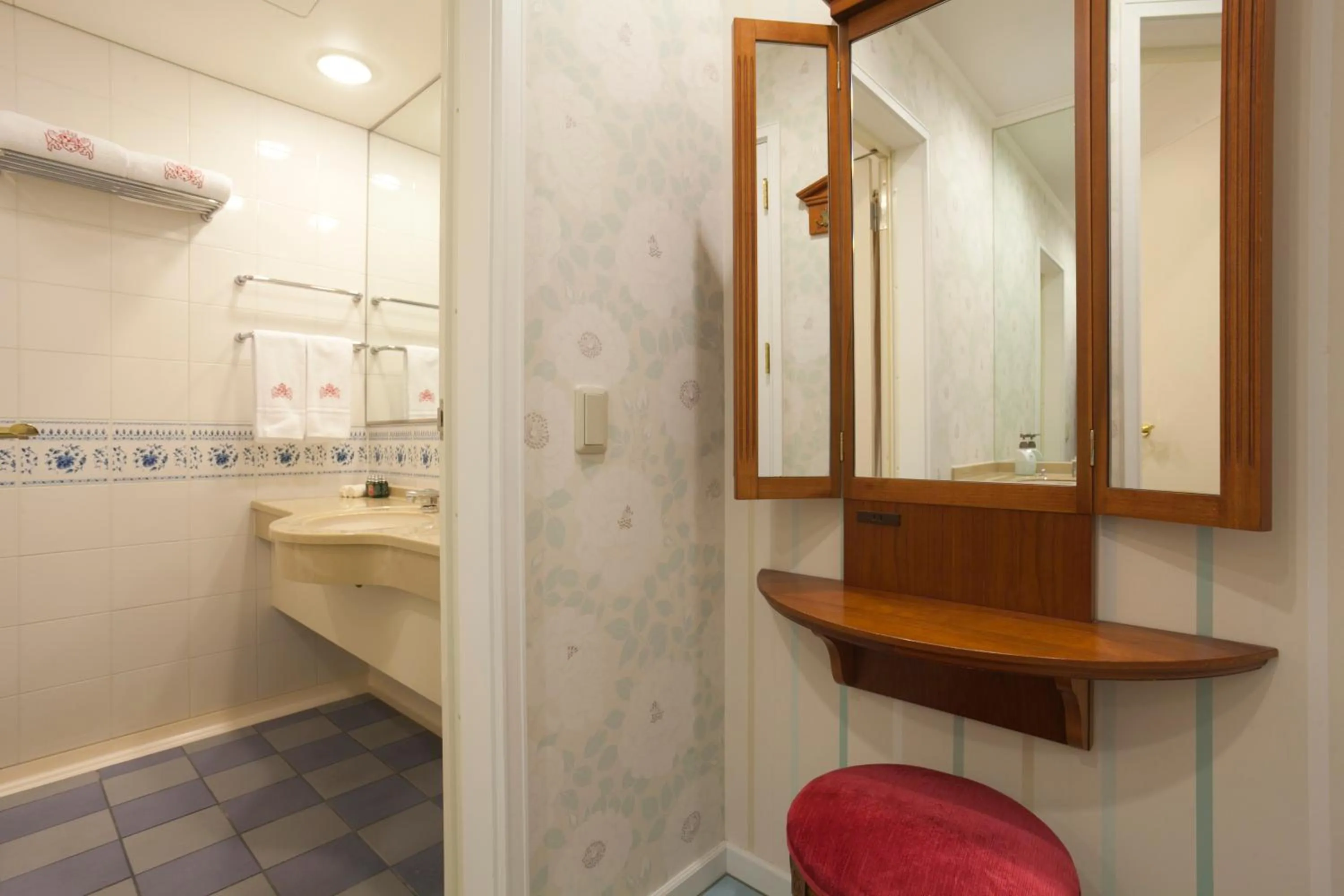 Bathroom in Hotel Amsterdam Huis Ten Bosch