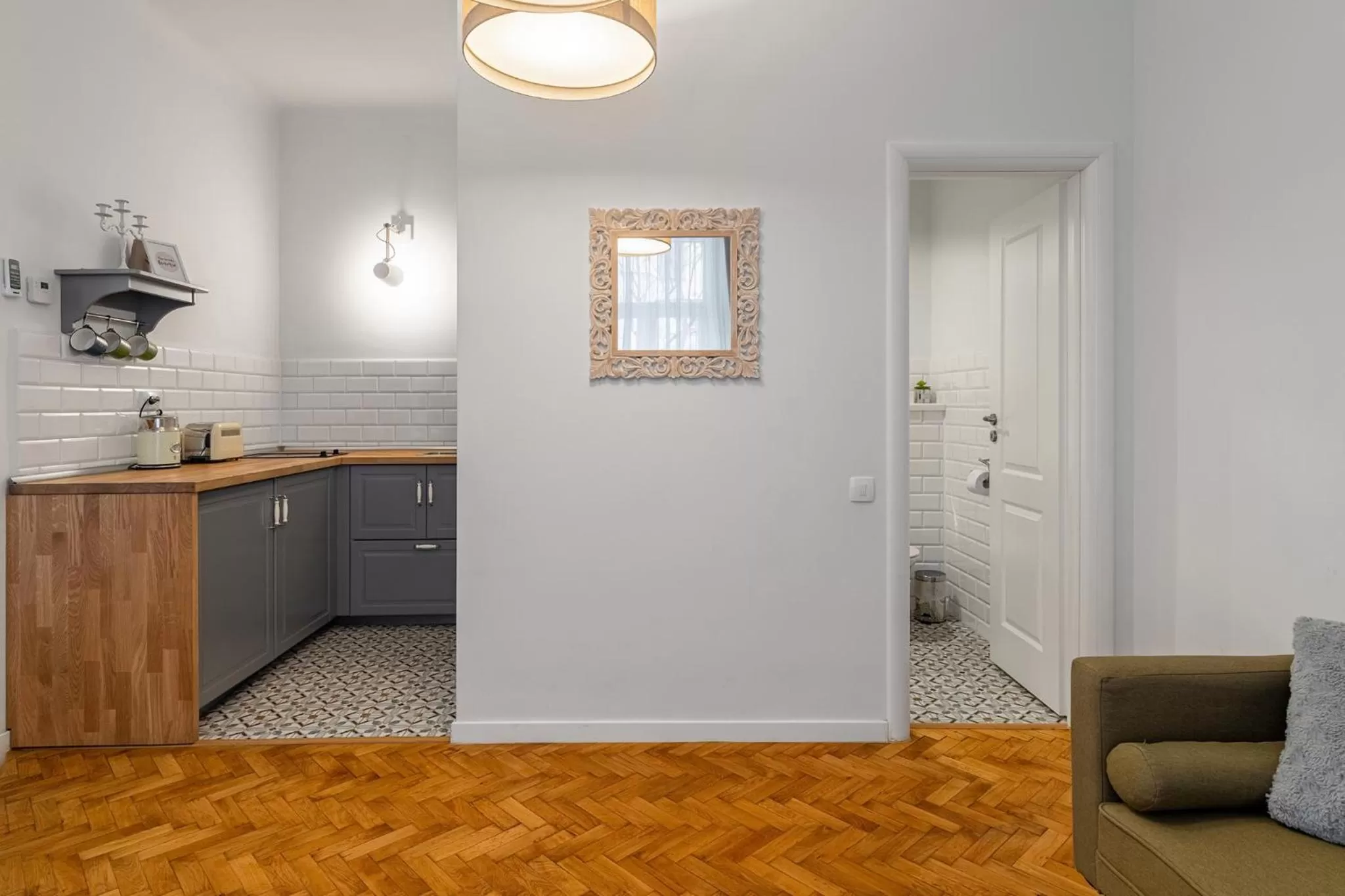 Kitchen or kitchenette in ALBERT RESIDENCE Brasov with complimentary parking and 10 percent Food and Drinks