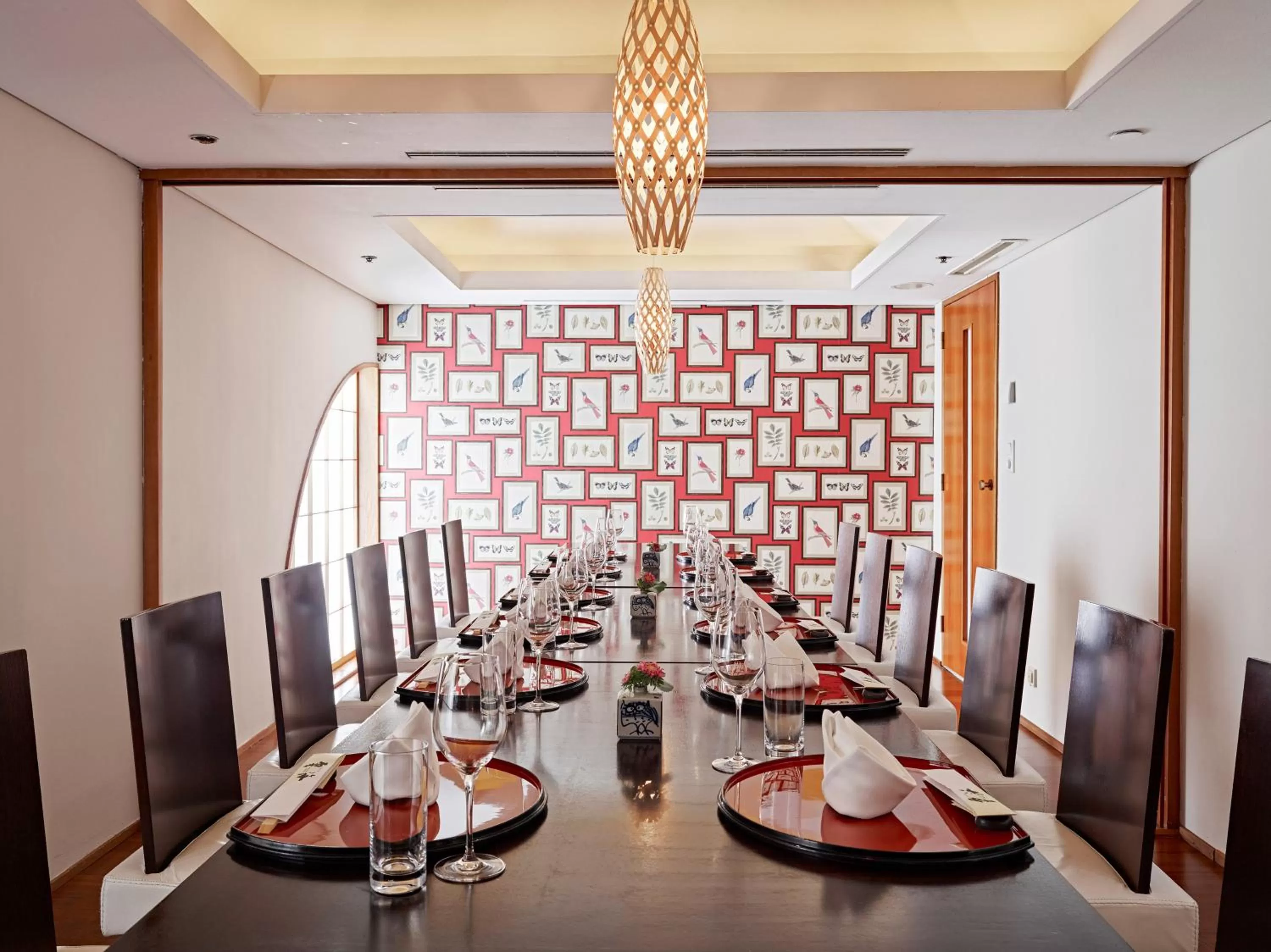 Restaurant/places to eat in Grand Hotel Wien