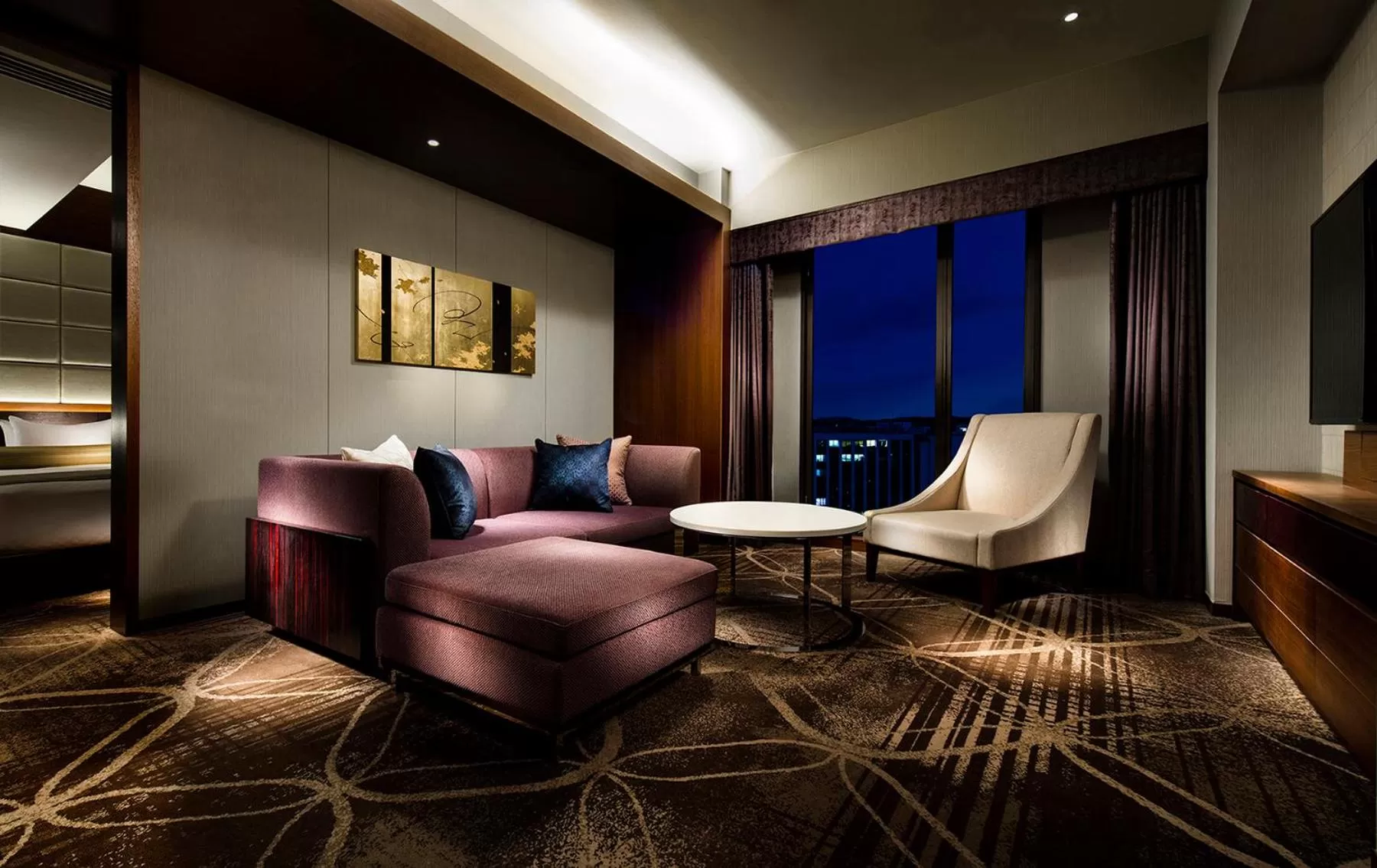 Living room in RIHGA Royal Hotel Kyoto