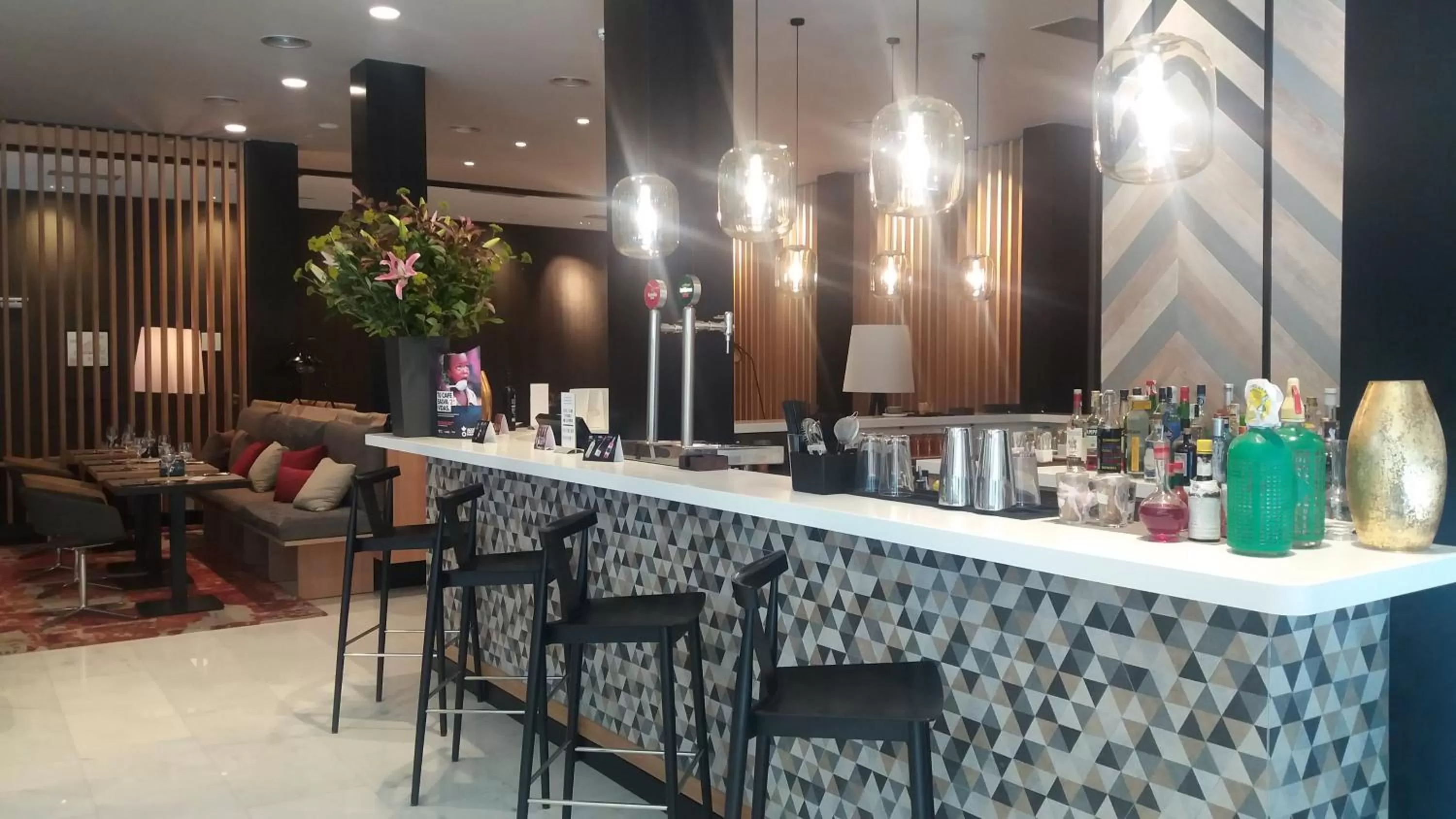 Lounge or bar in Negresco Princess 4* Sup