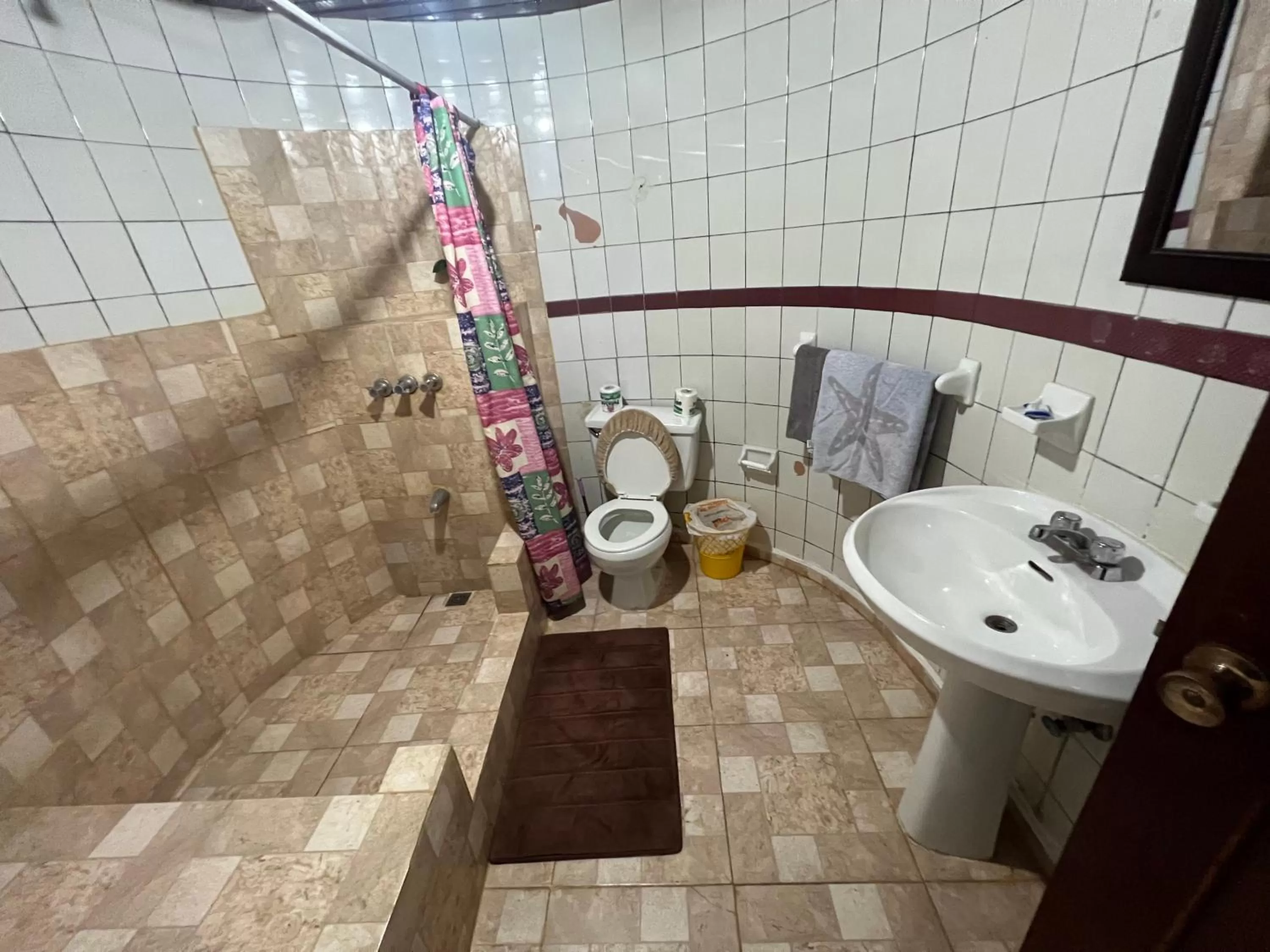 Bathroom in Villa Antonia 16