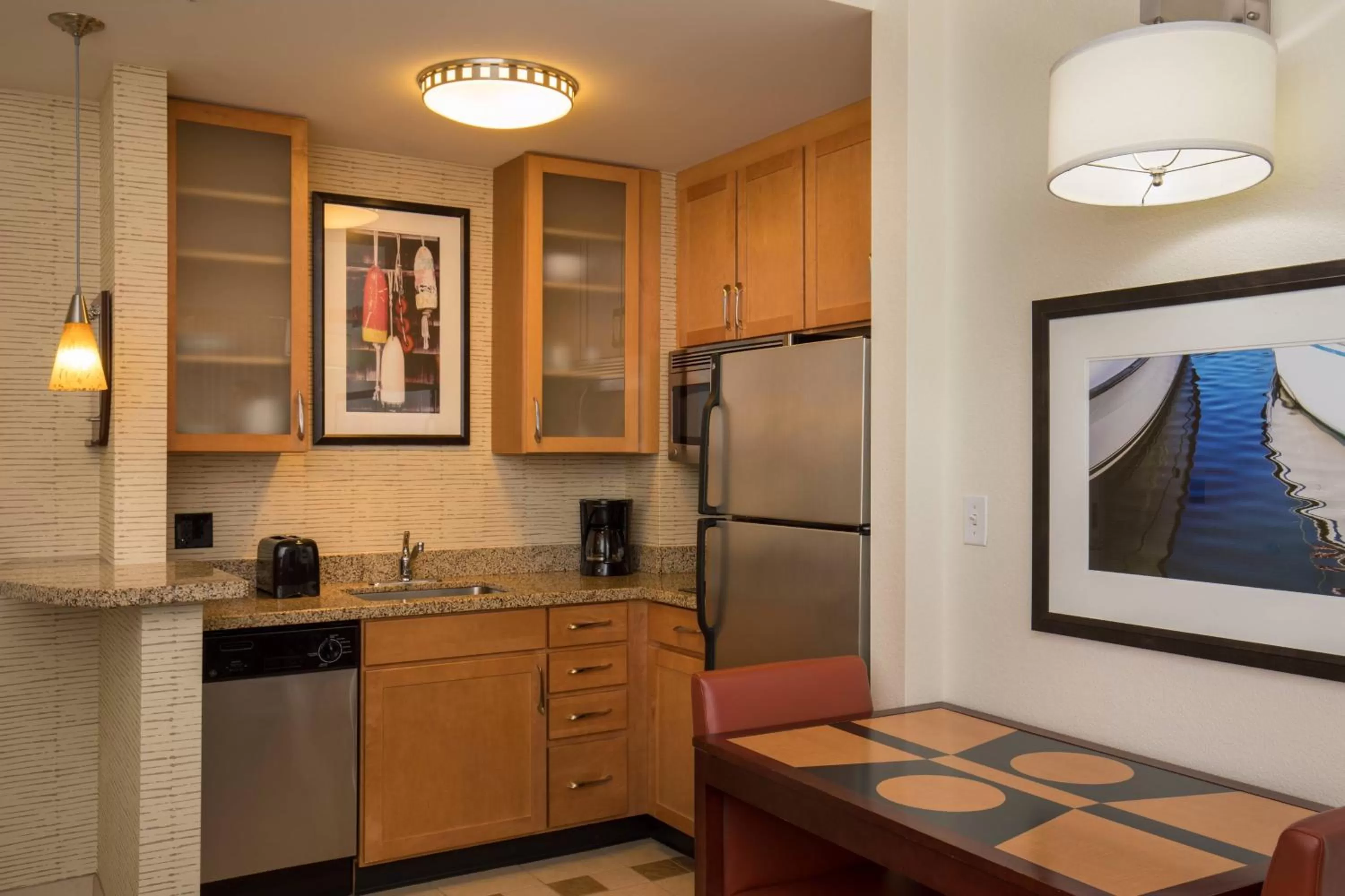Kitchen or kitchenette in Residence Inn by Marriott Portland Downtown Waterfront