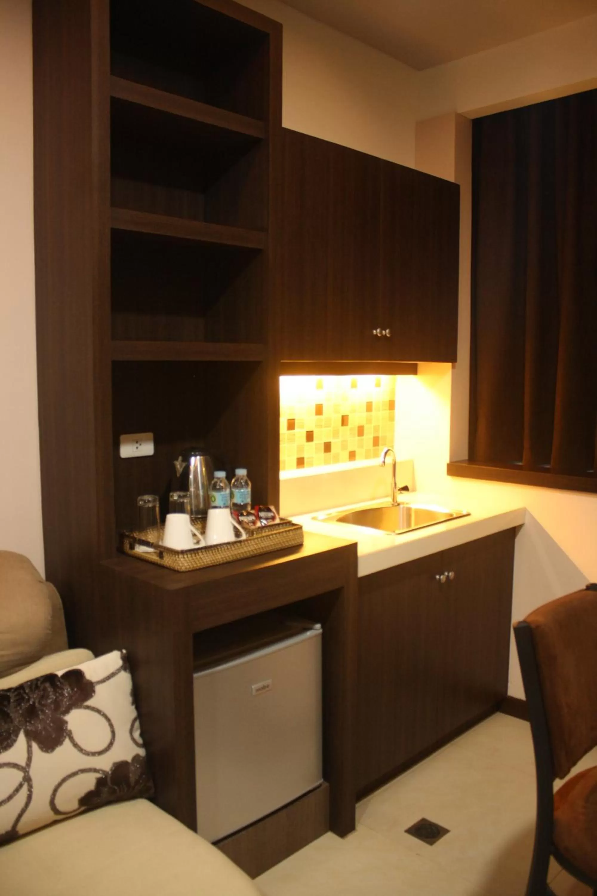 Kew Hotel Tagbilaran