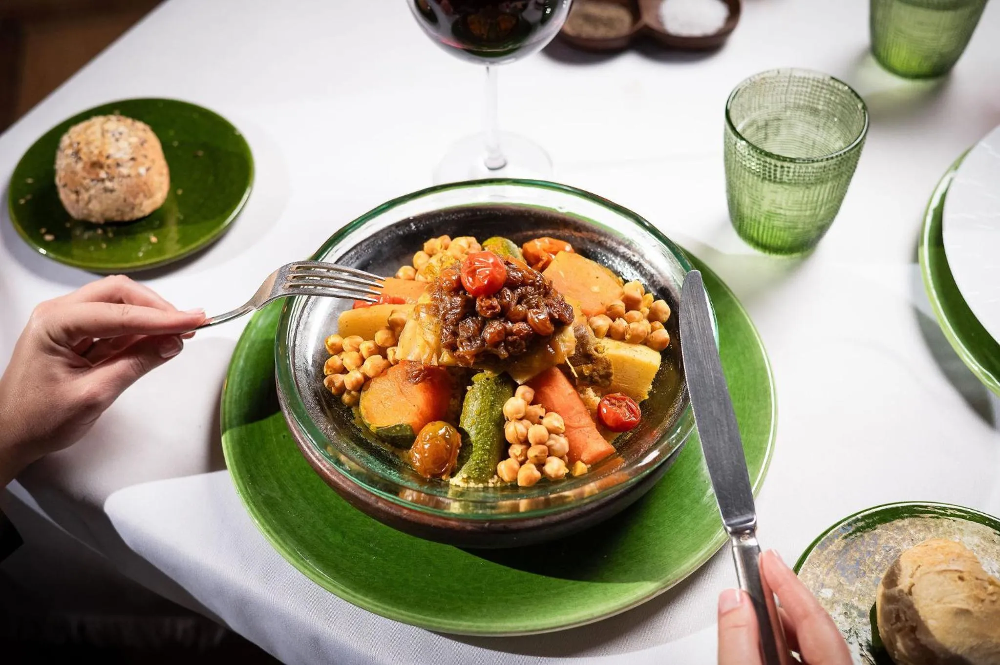 Food and drinks in La Villa des Orangers - Relais & Châteaux