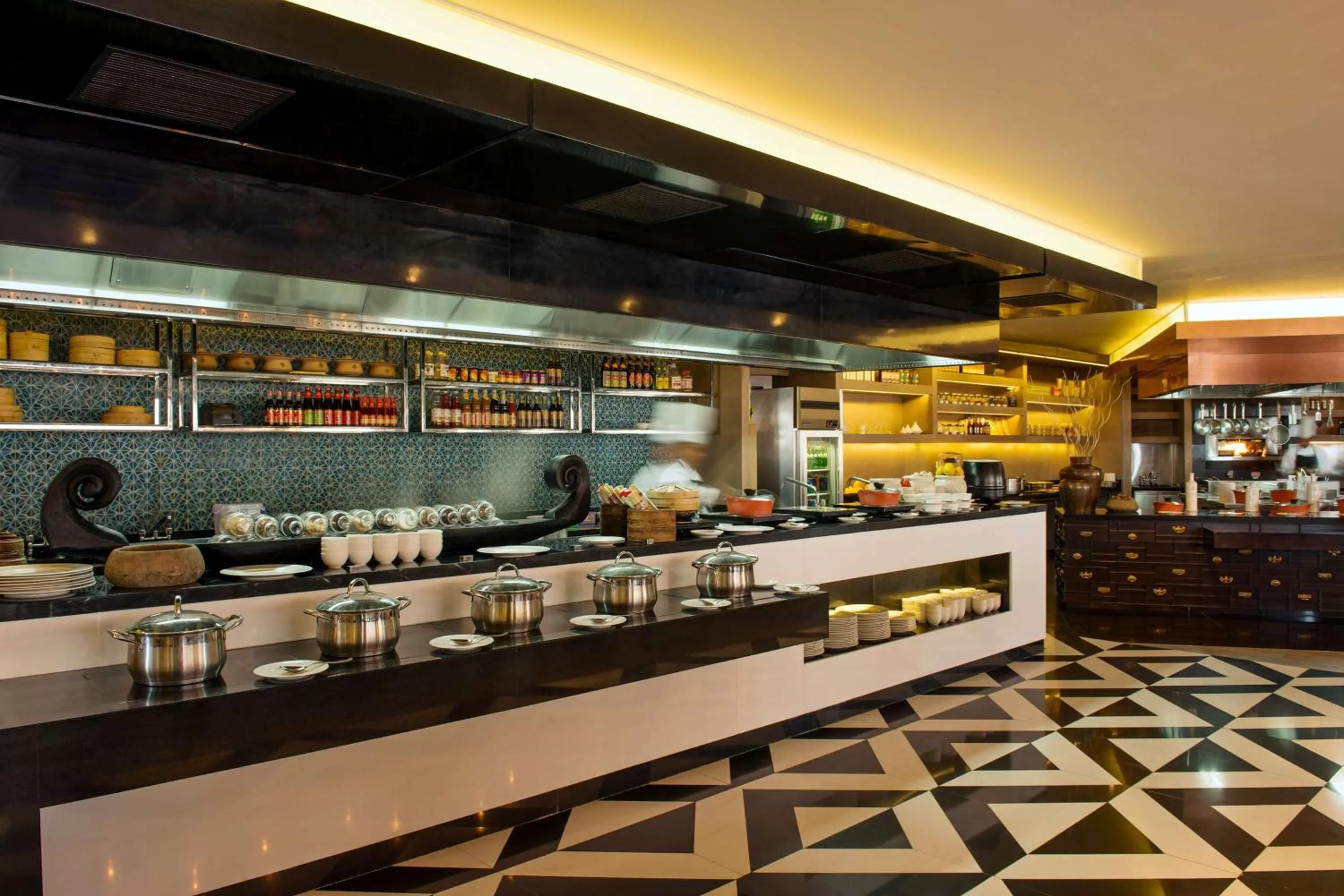 Restaurant/places to eat in Hyatt Regency Ludhiana