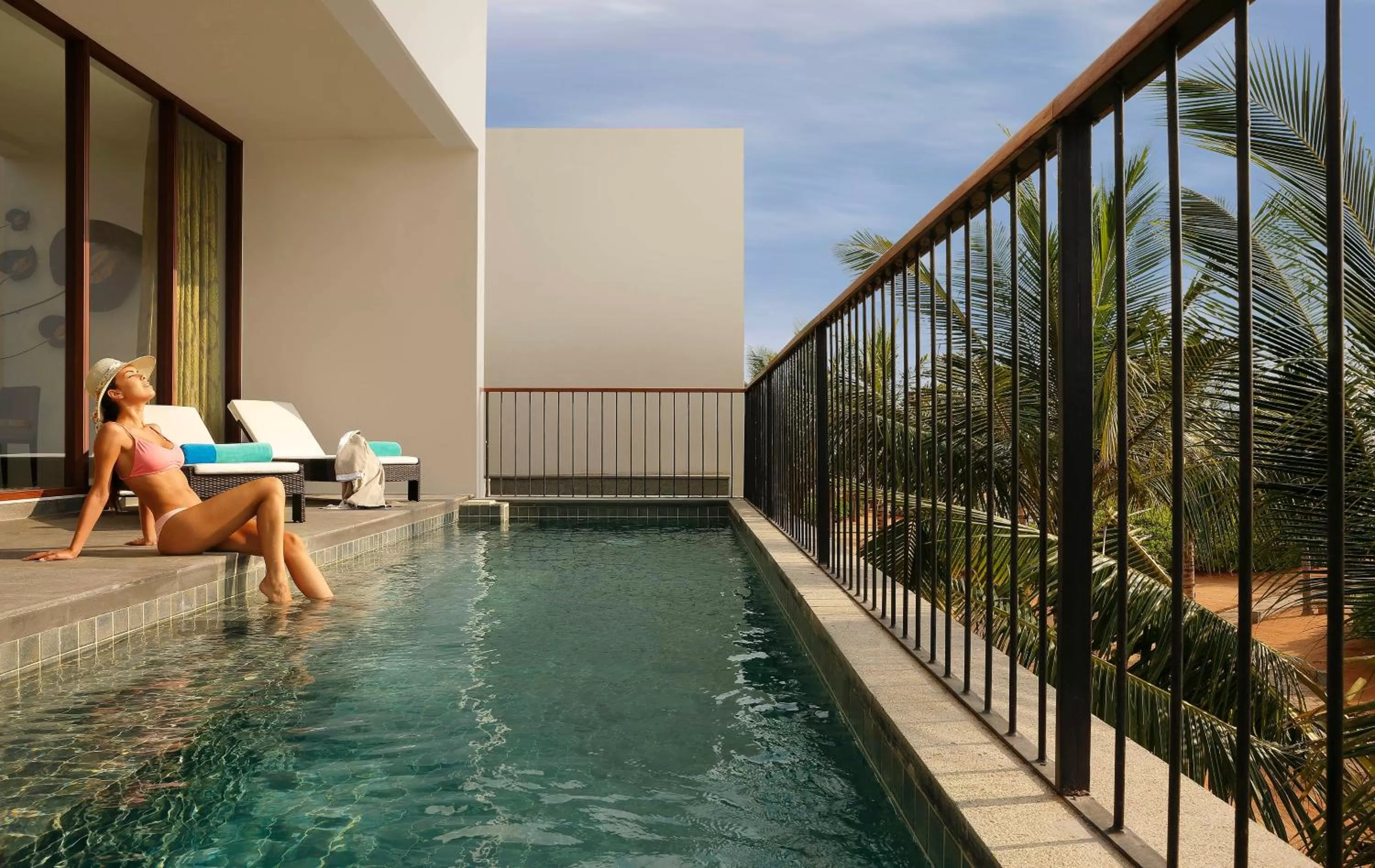 Photo of the whole room in InterContinental Chennai Mahabalipuram Resort by IHG