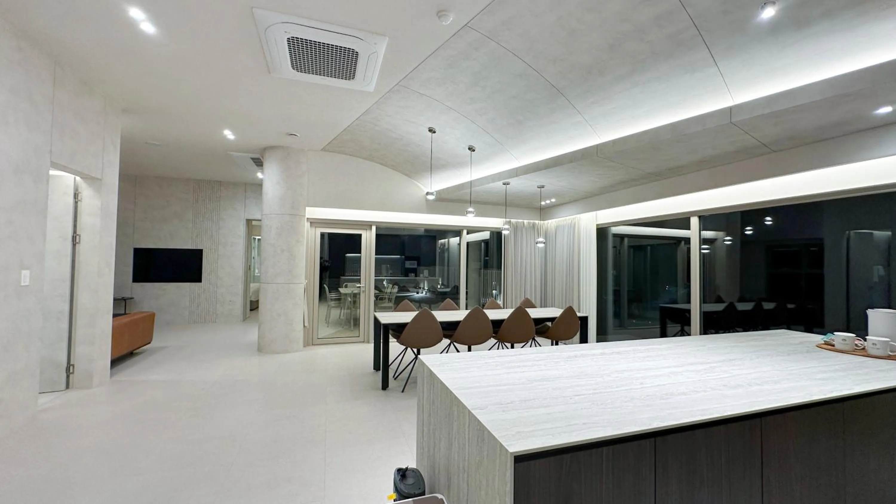 TV and multimedia in Y Resort Jeju