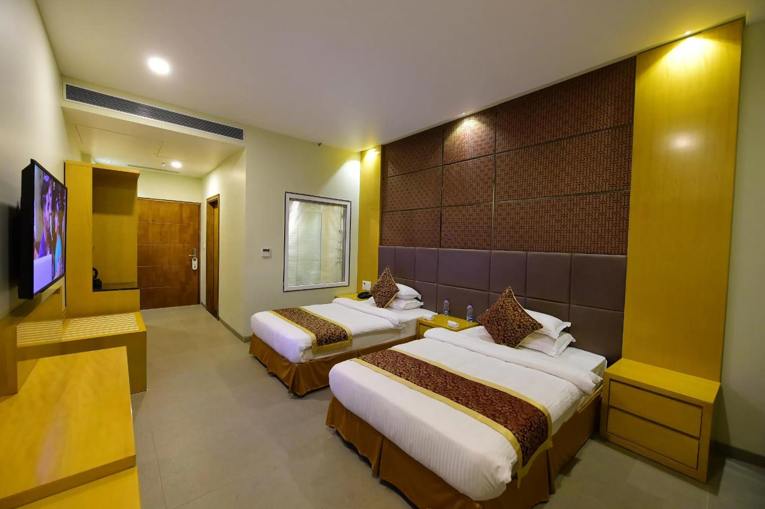 Bed in Hotel H - Sandhill Hotels Private Limited