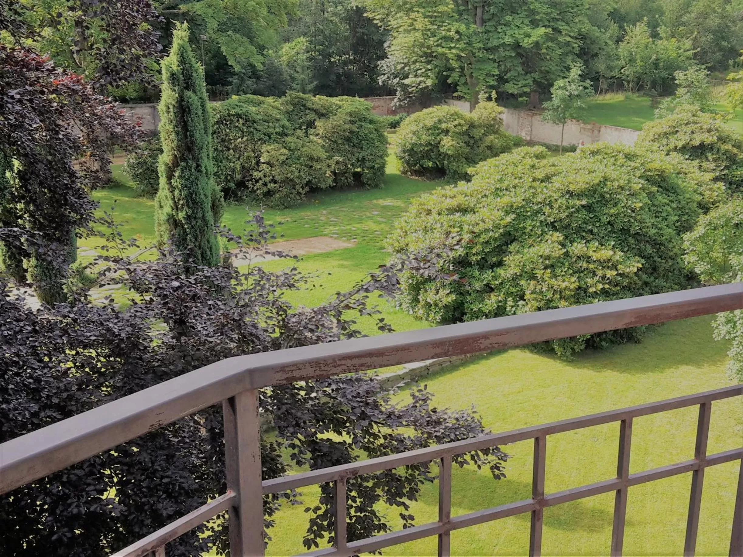 Garden view in Vzdělávací Středisko a Hotel