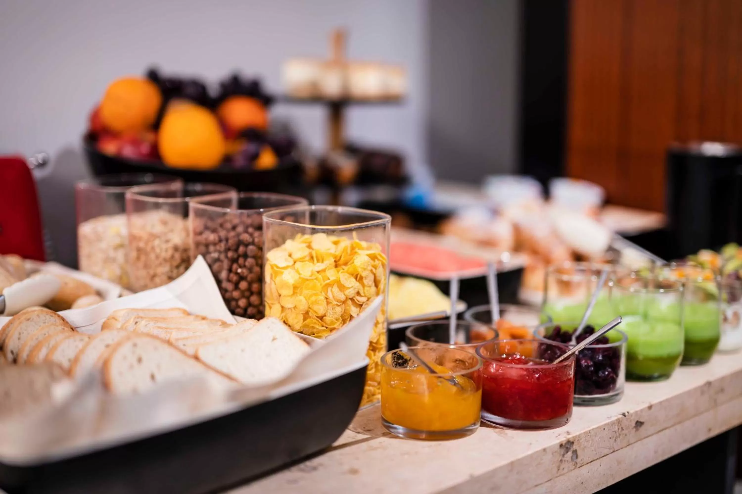 Breakfast in Hotel H12****