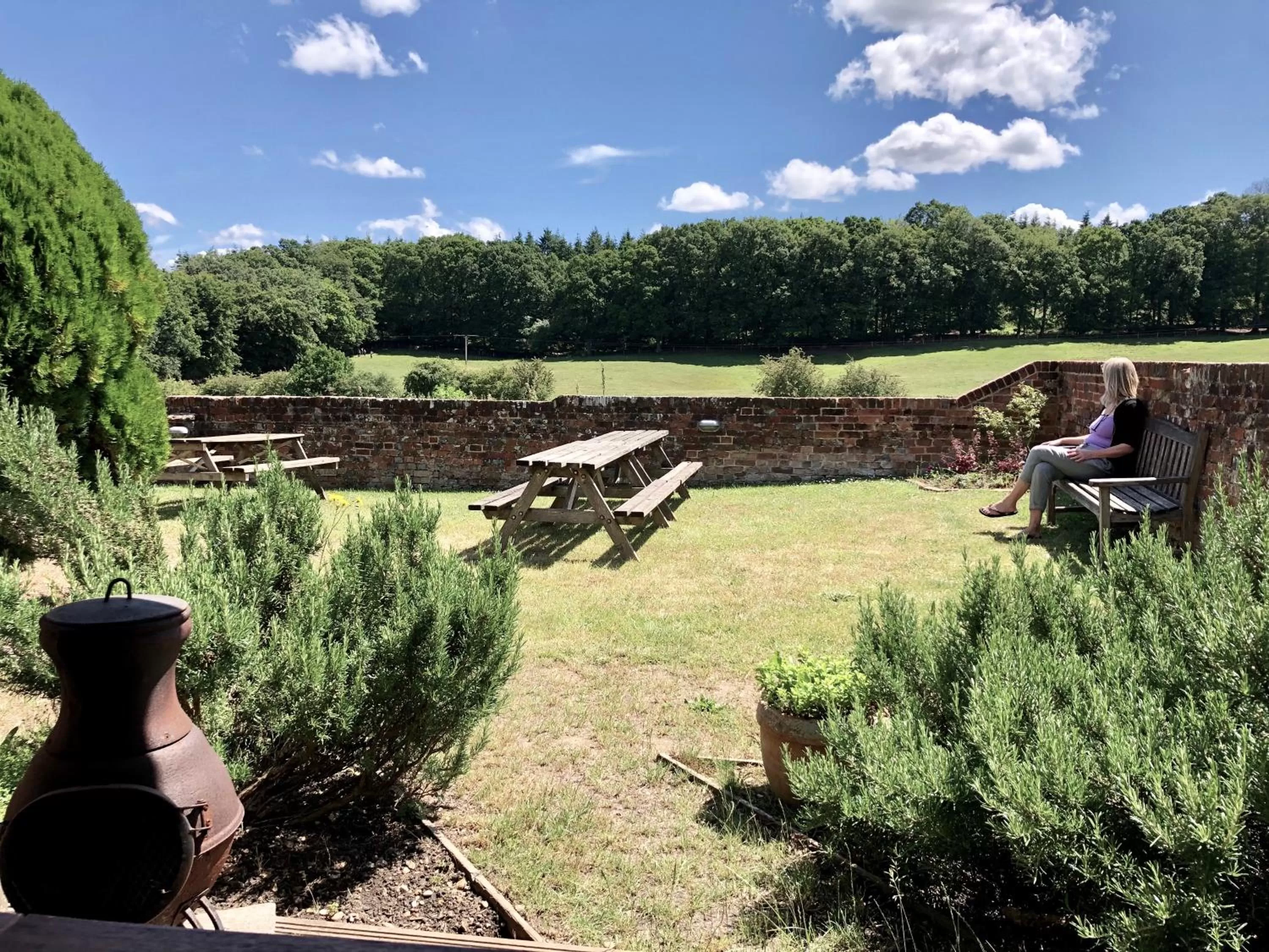 Garden view in The Pot Kiln