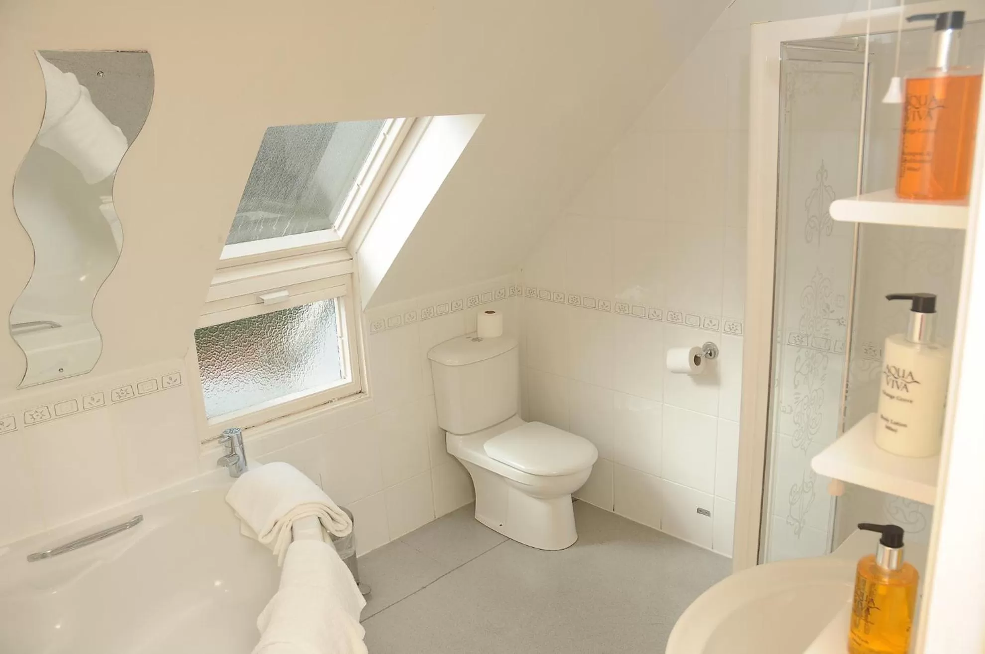 Bathroom in The Inn At Lathones