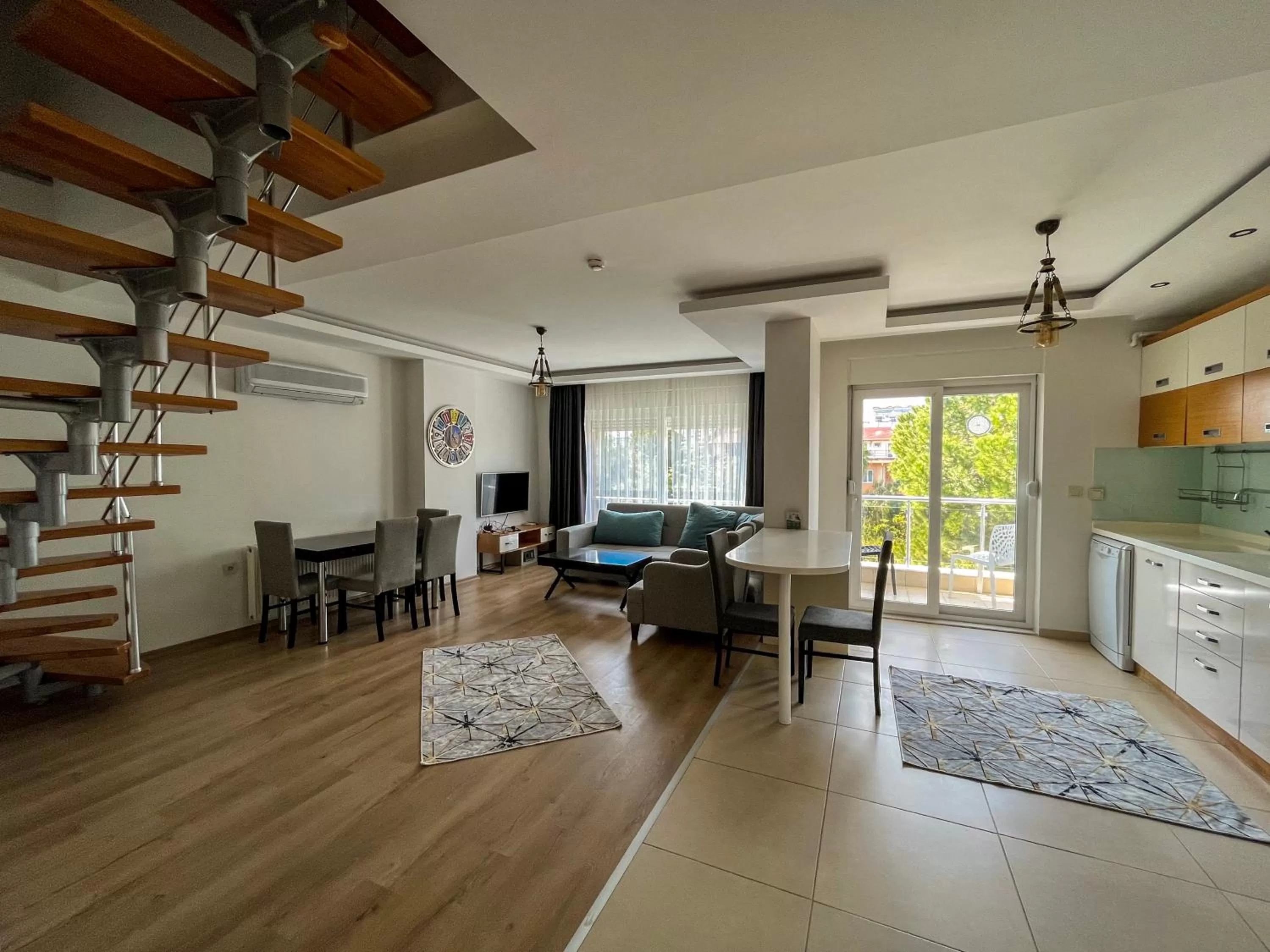 Seating Area in mustang suite hotel