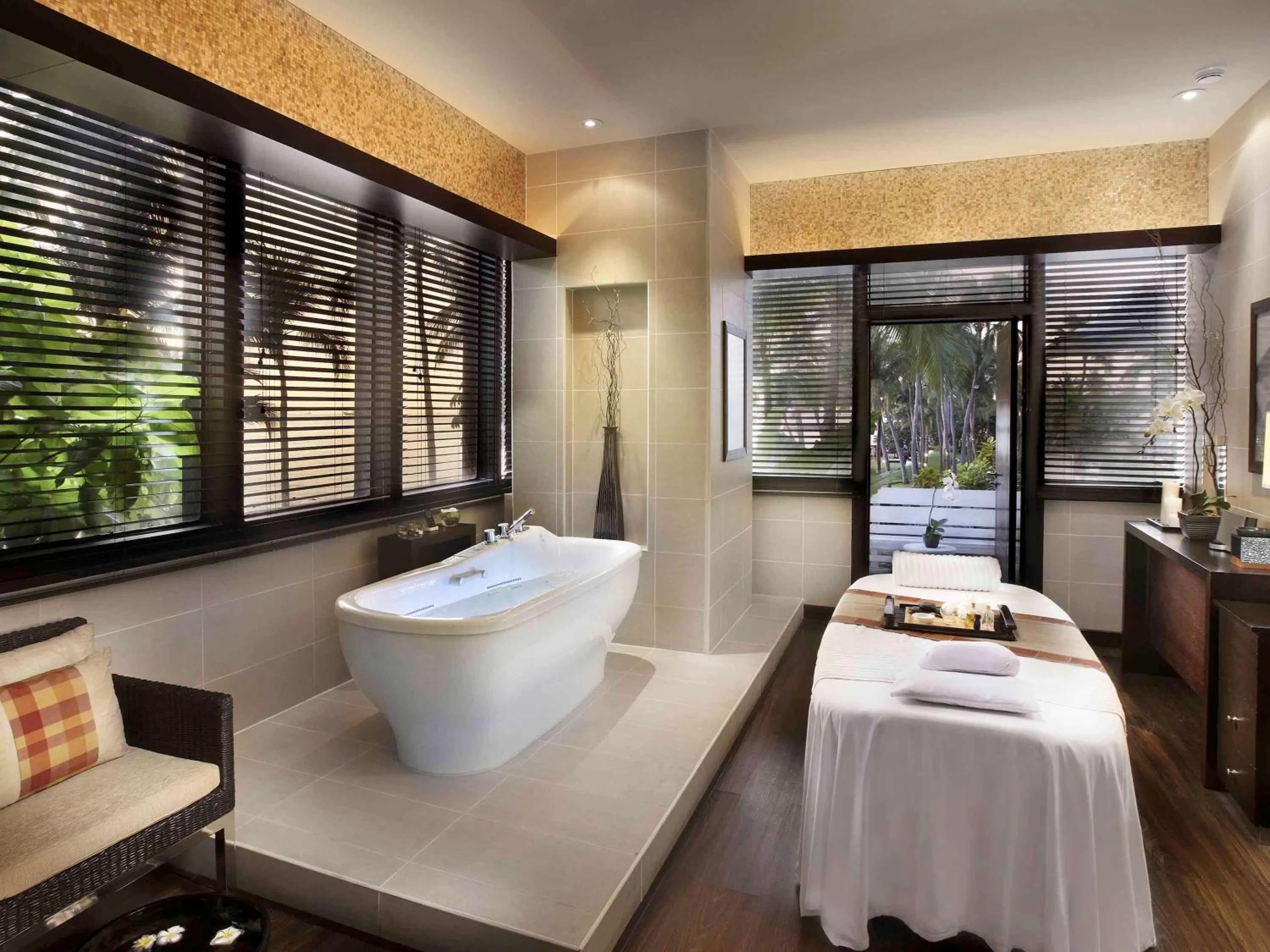 Fitness centre/facilities in Sofitel Philippine Plaza Manila