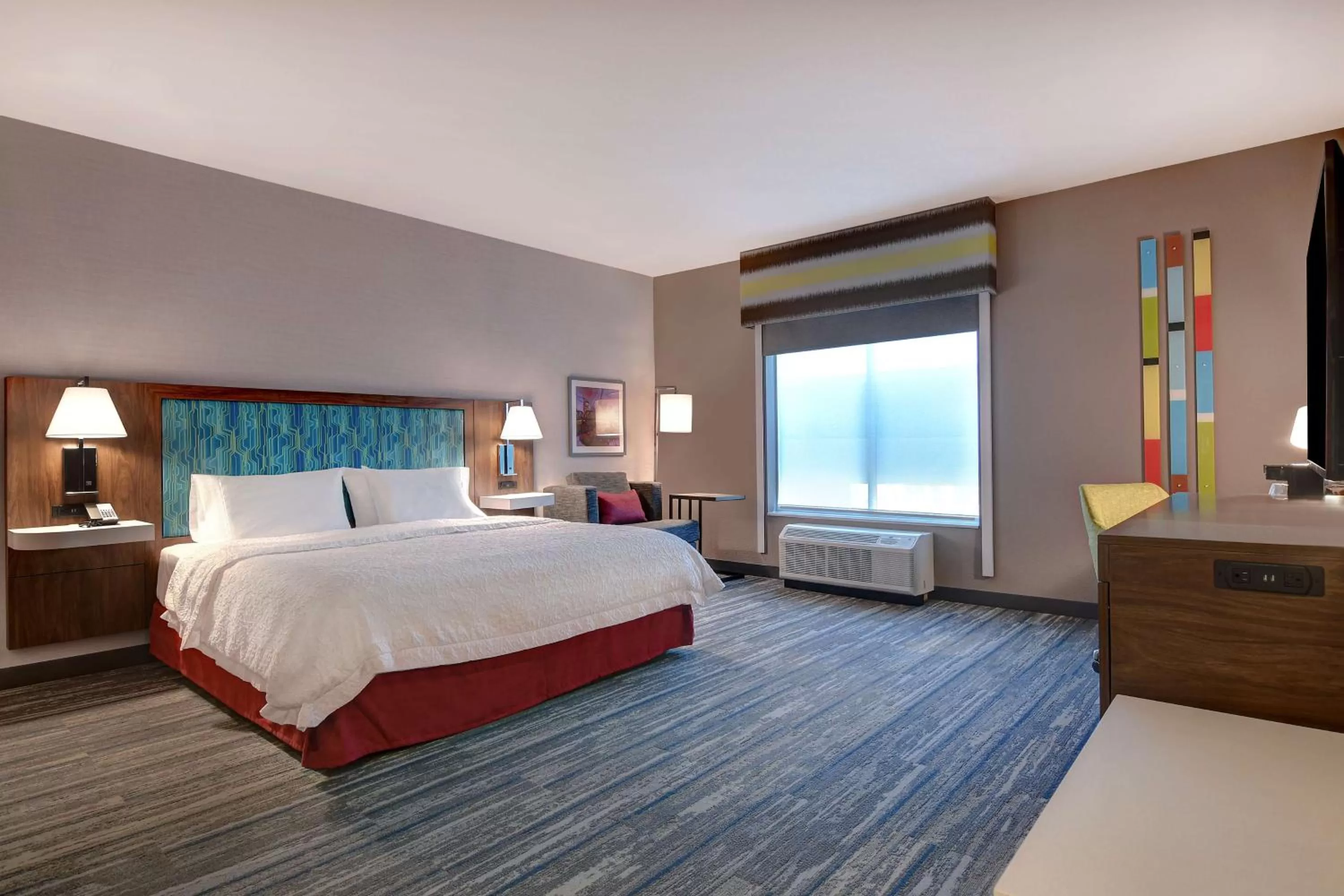 Bedroom, Bed in Hampton Inn & Suites Canal Winchester Columbus